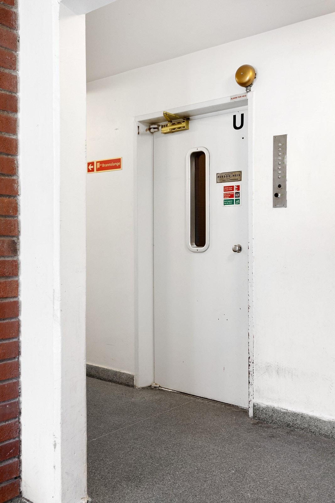 Heisadkomst til leiligheten. Galleribilde