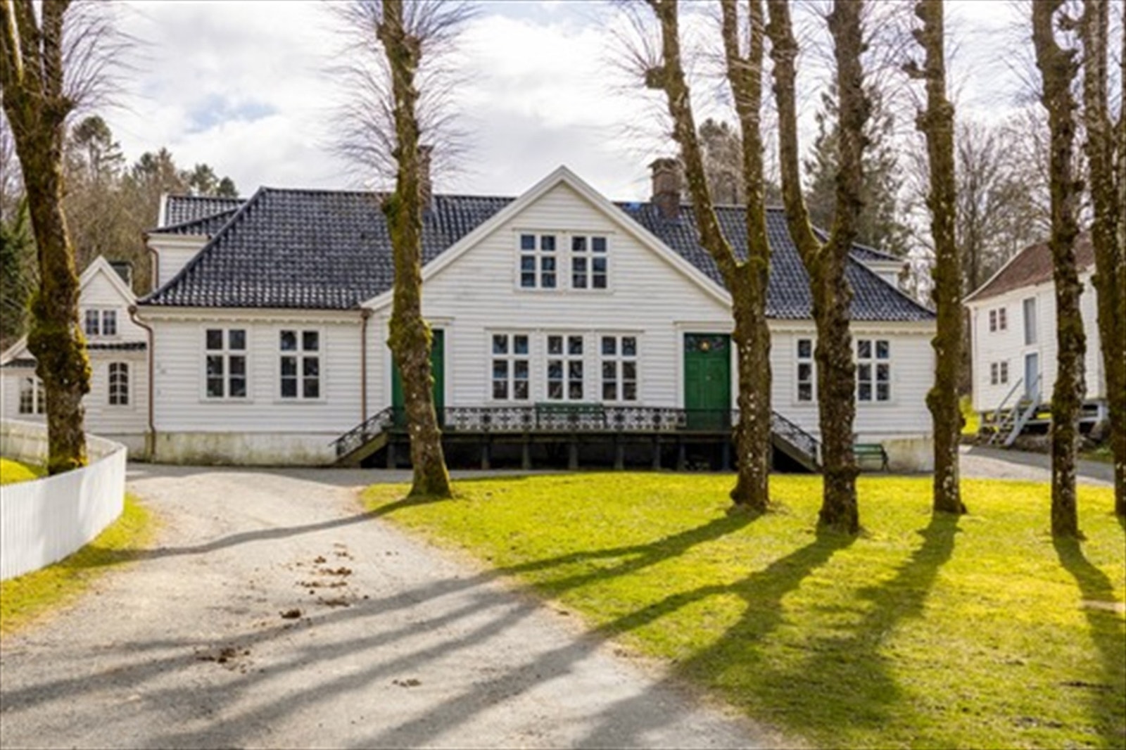 Gangavstand til Alvøen Hovedgård Galleribilde