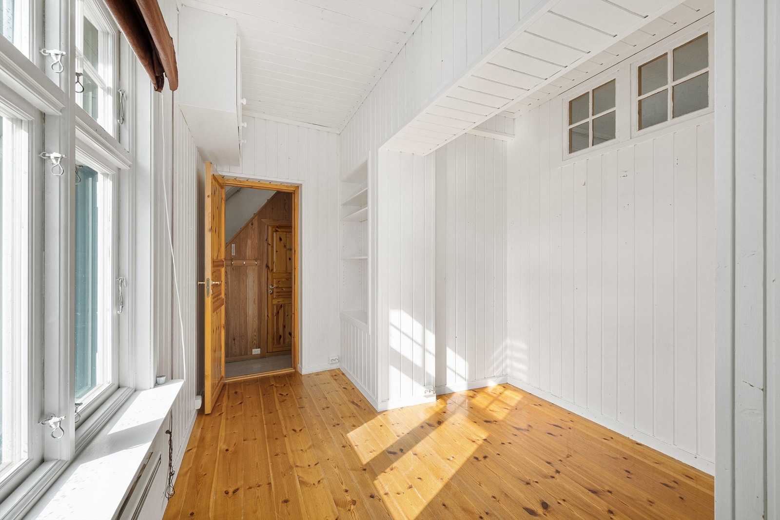 Soverom eller kontor i 1. etasje. Galleribilde