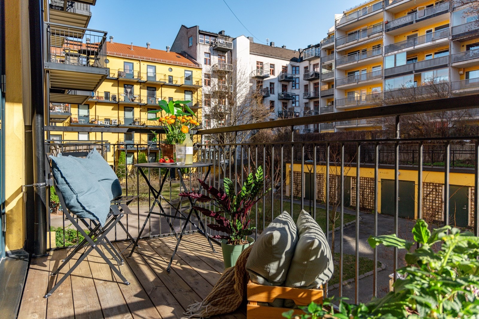 Fra soverommet har du adkomst til luftig balkong på ca. 4 kvm. Galleribilde