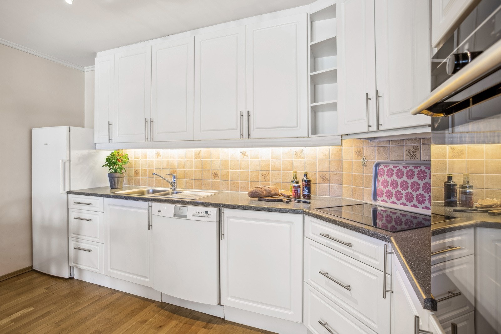 Kjøkken. Galleribilde