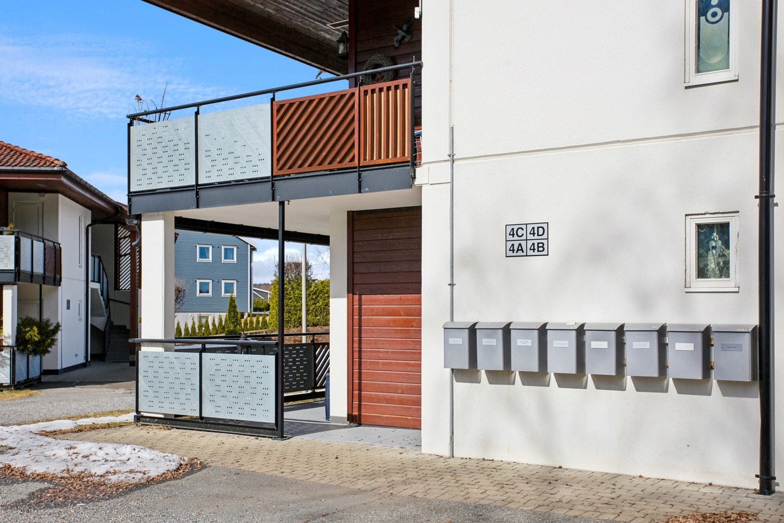 Det er kort vei til togstasjonen på Eidsvoll Verk som tar deg til Oslo Lufthavn på 6 min. og Oslo S på 29 min. Galleribilde