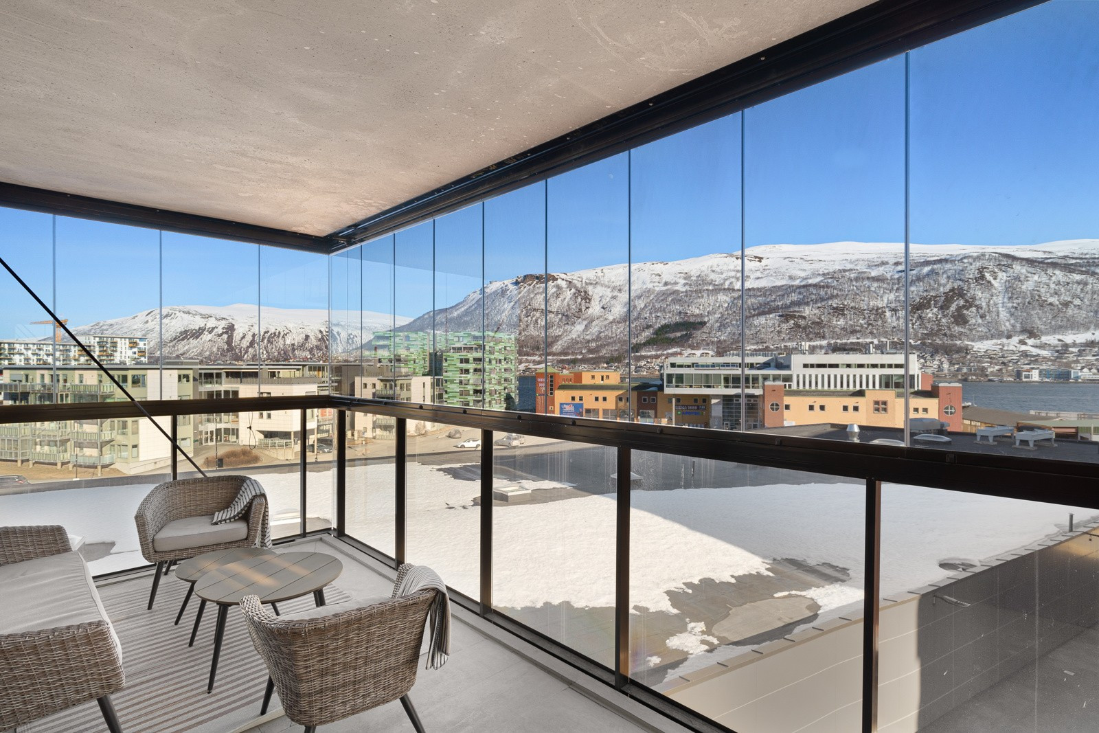 Rålekker 3-roms leilighet på Sjøkanten Park fra 2022 presentert av Robin. C. Lund!