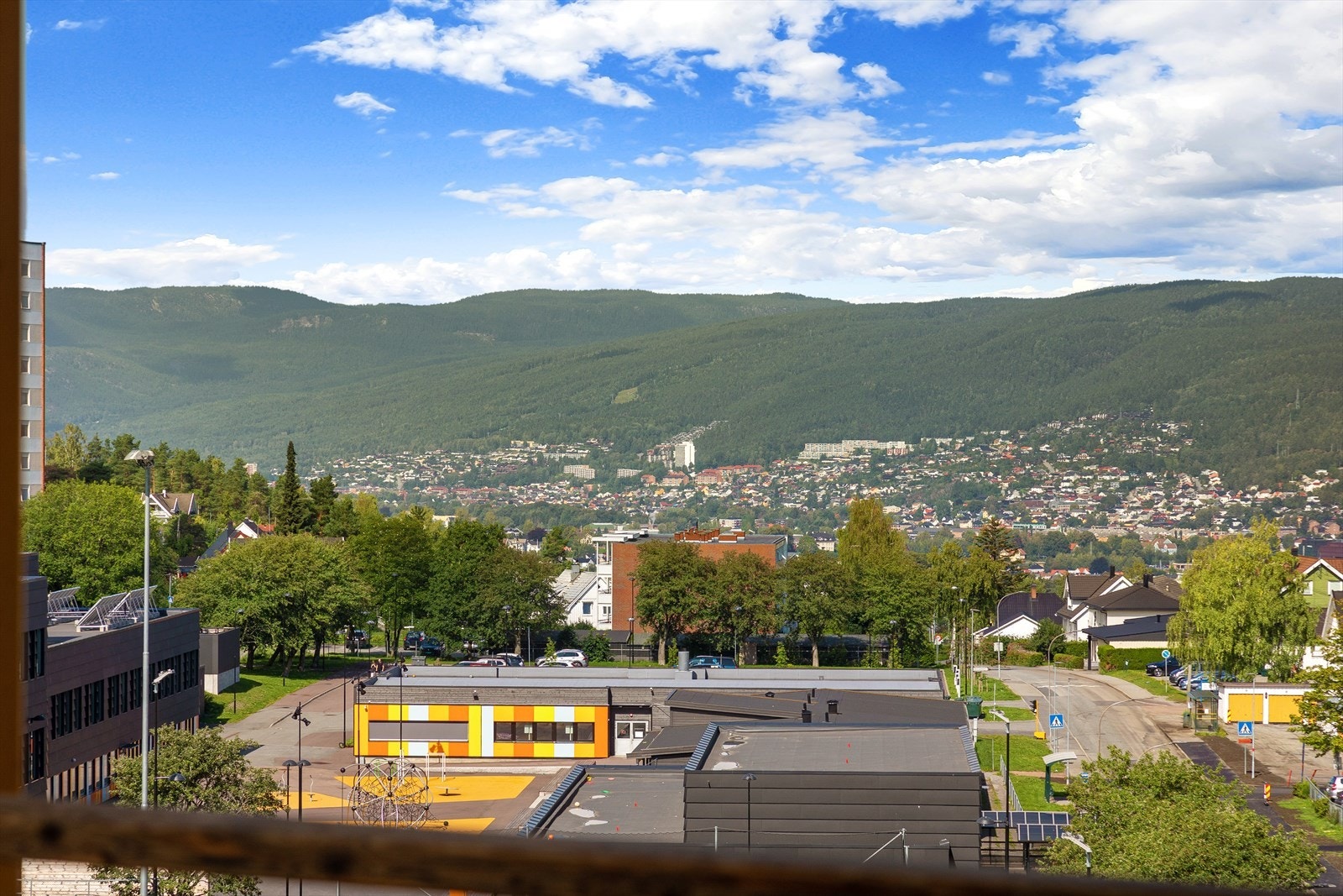 Utsiktsbilde fra balkong Galleribilde