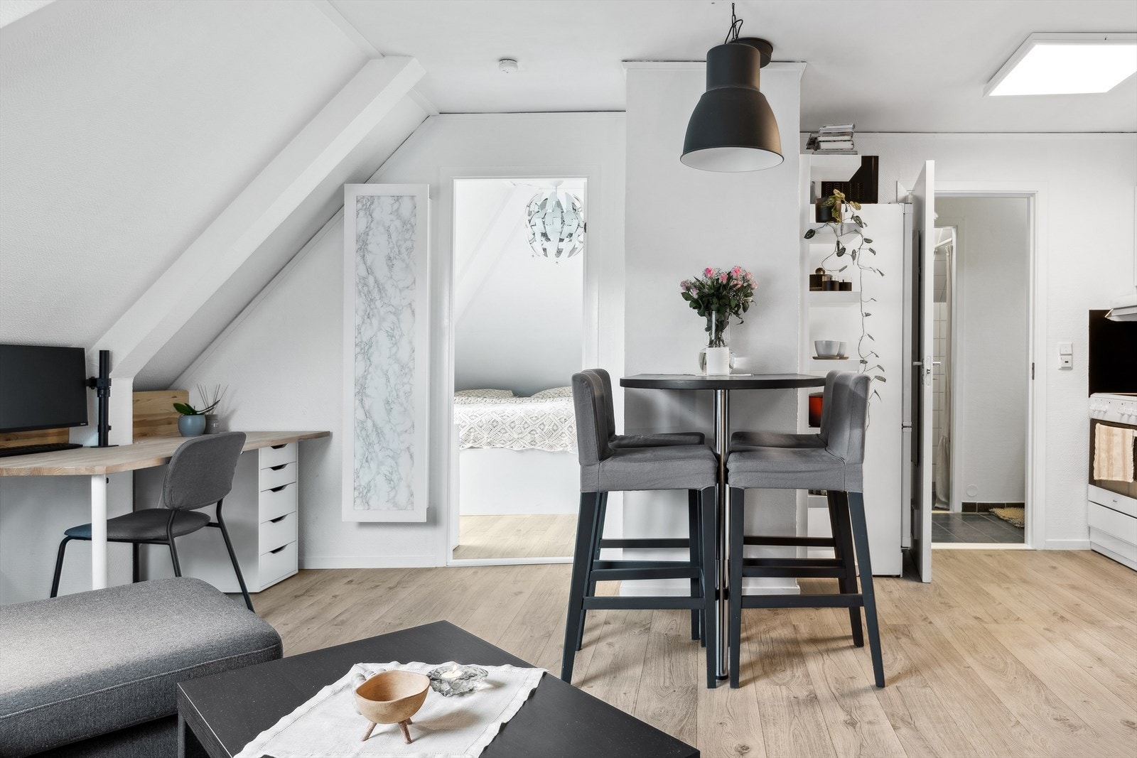 Åpen stue/kjøkken løsning. Galleribilde