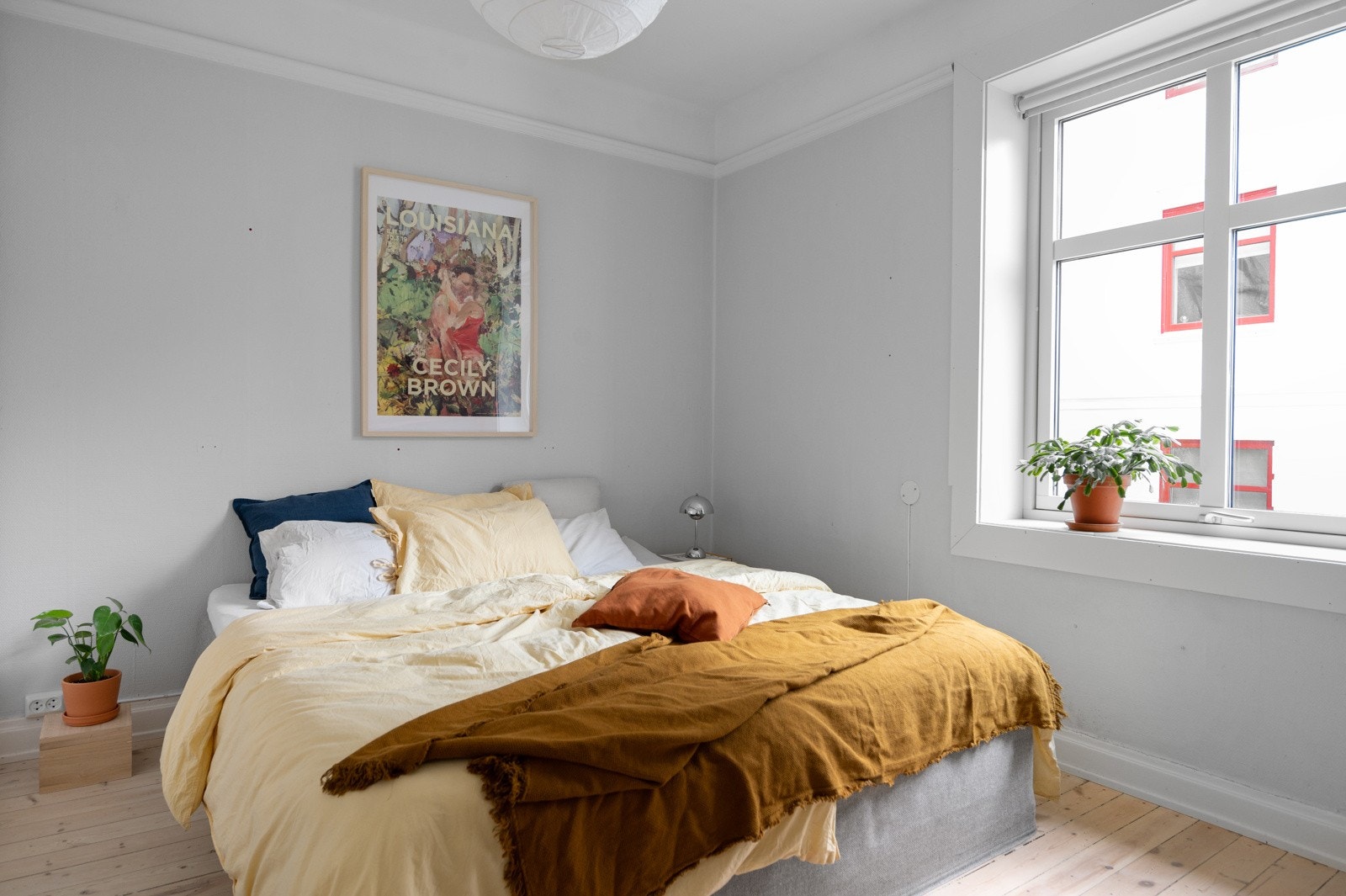 Lys og romslig soverom på ca 12,3m² Galleribilde