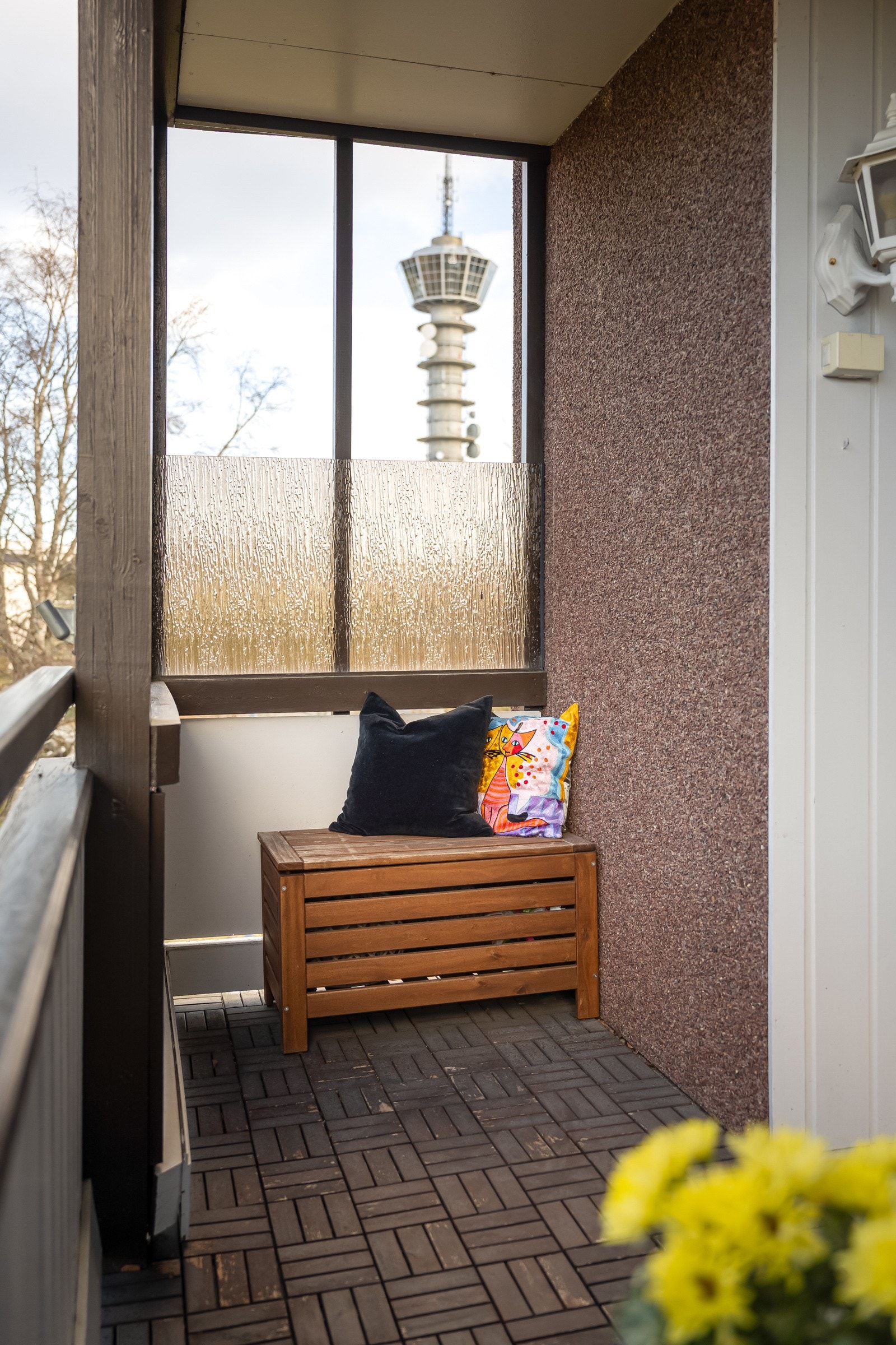 Flott utsyn mot Tyholttårnet. Galleribilde