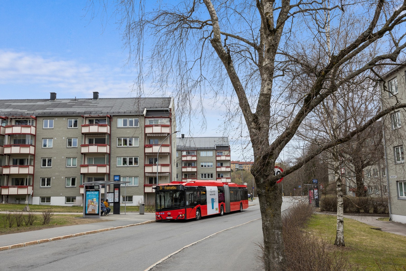 - Kort avstand til kollektivtransport med bl. a annet 31-bussen som går hele døgnet - Galleribilde