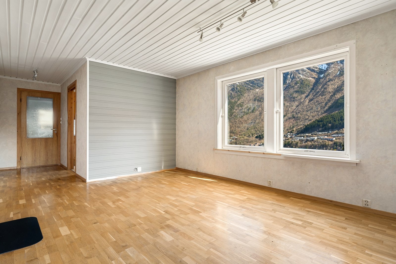 Stue underetasje Galleribilde