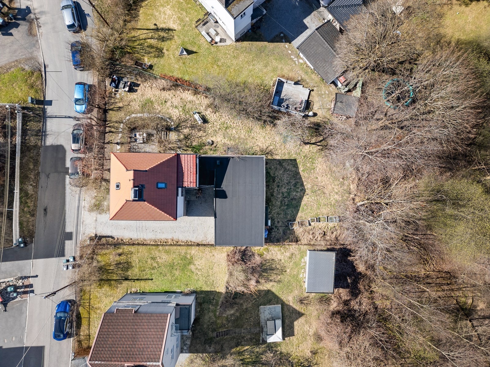 Her bor du i fredelige omgivelser med gangavstand til alt du trenger. Galleribilde