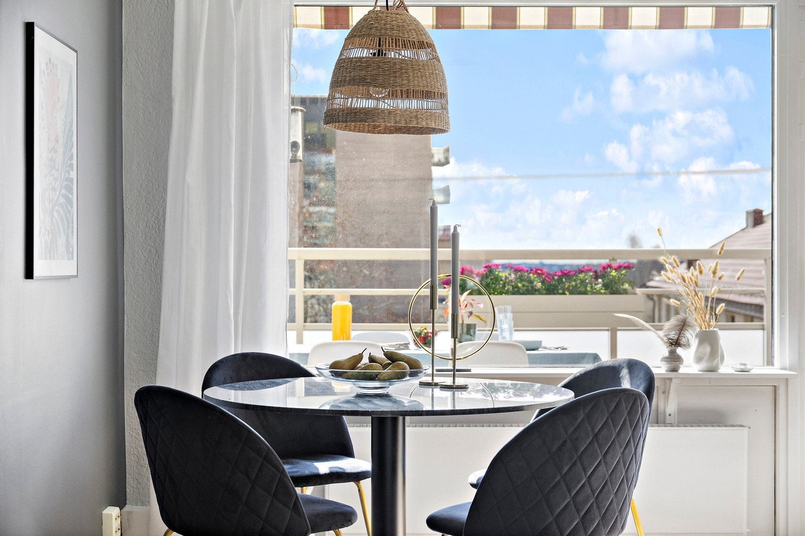 Visste du at varmtvann, fyring, tv og bredbånd er inkludert i felleskostnadene? Dette bidrar til en mer oversiktlig privatøkonomi. Galleribilde