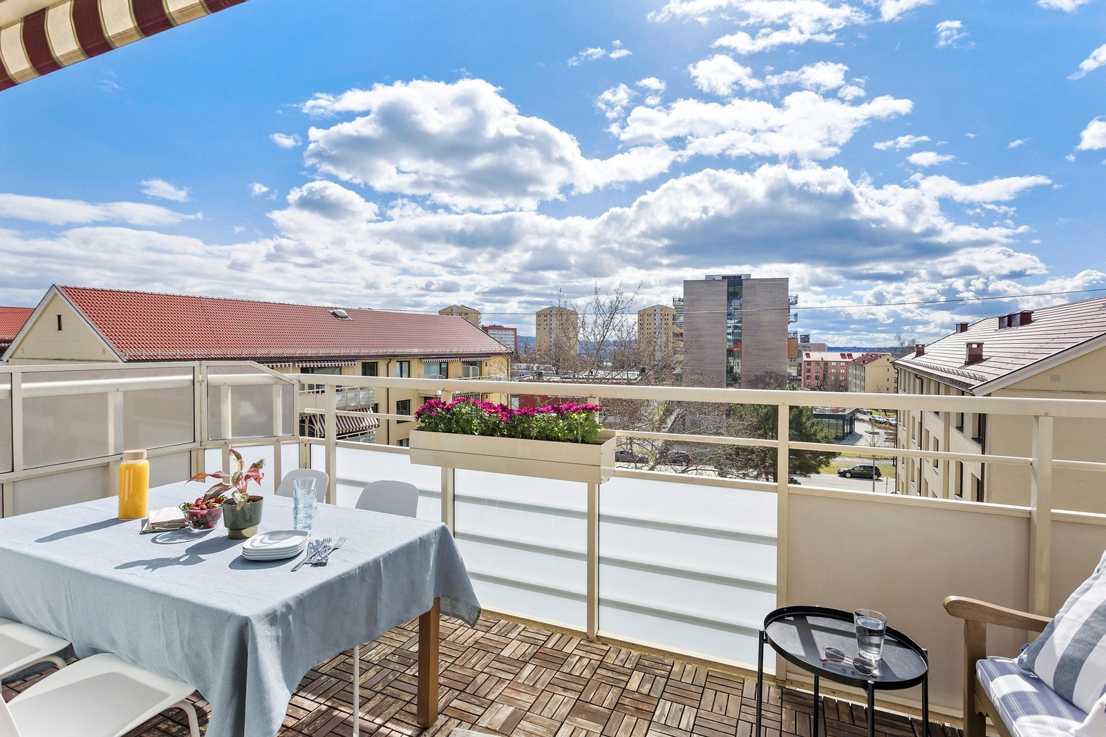 Daniel Berggren ved EIE Løren har gleden av å presentere Bård Skolemesters vei 14! Galleribilde