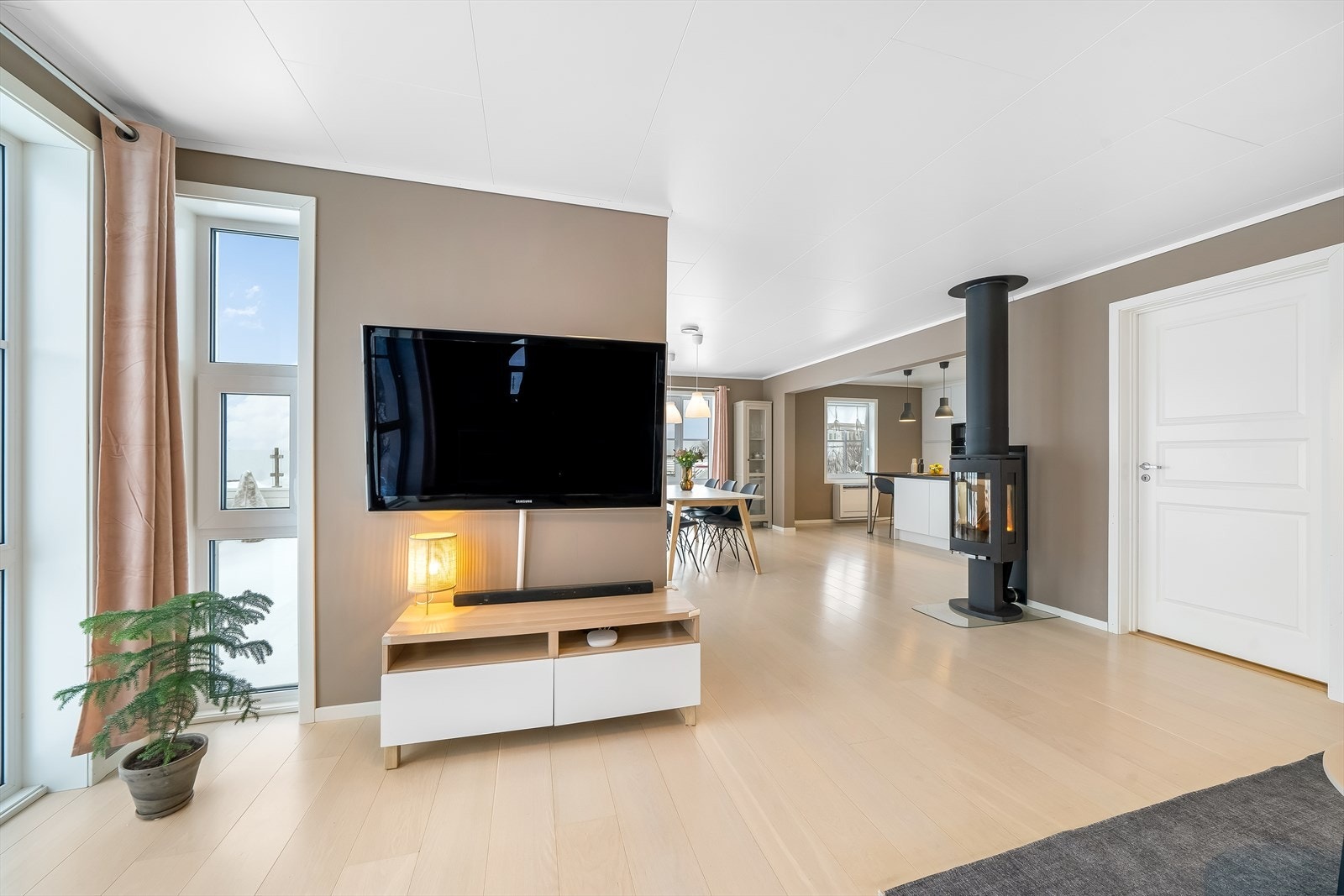 Tv-sone Galleribilde