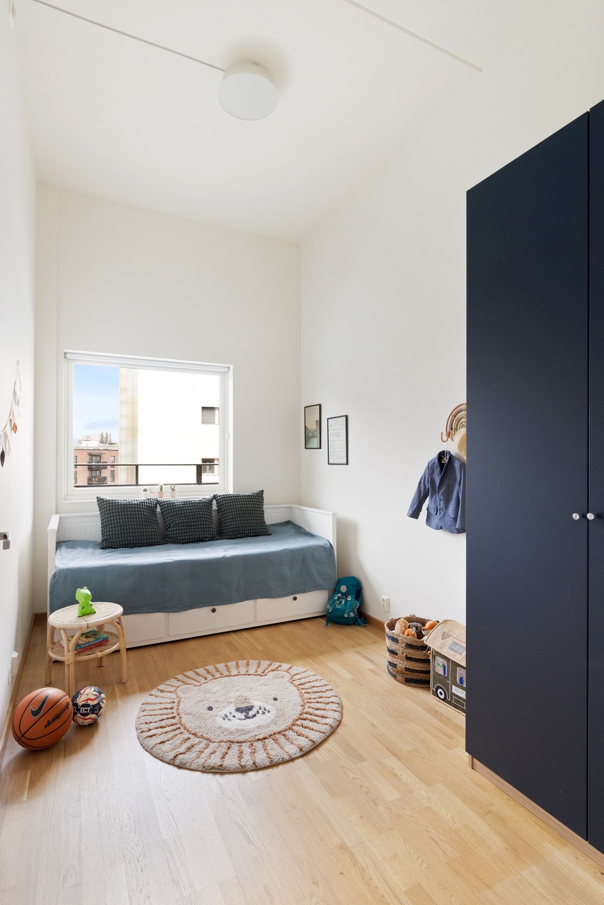 Rommet er perfekt som barnerom, gjesterom og/eller kontor - alt etter ønske og behov. Galleribilde