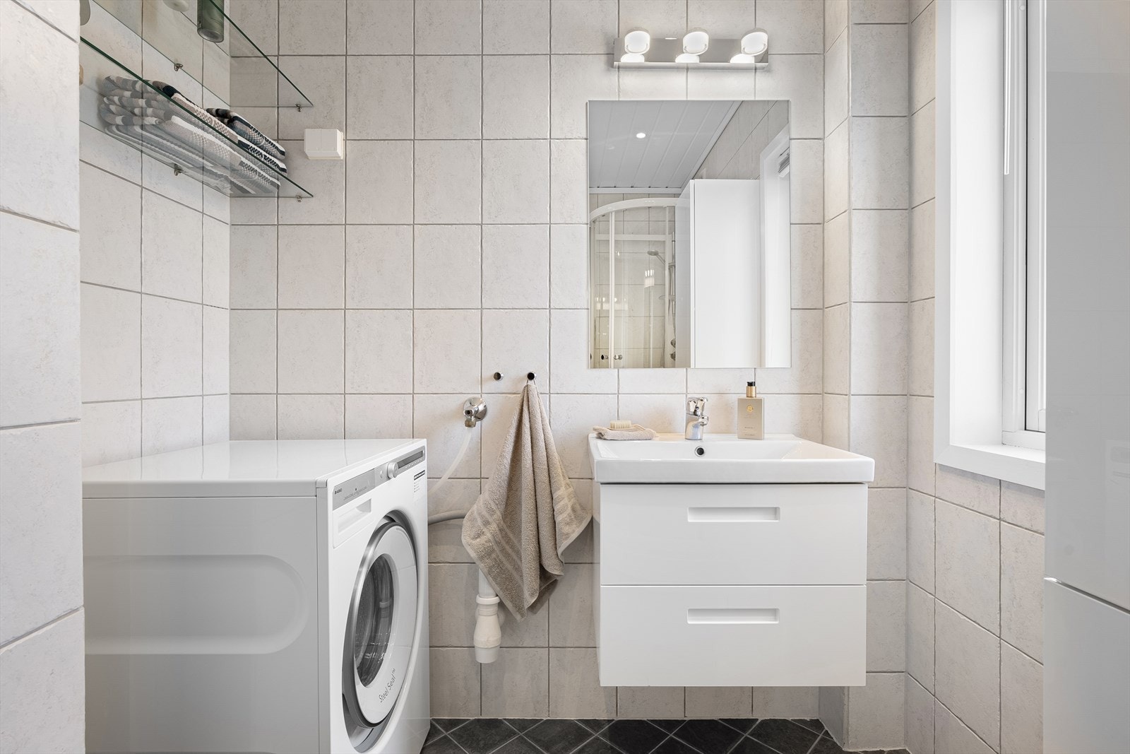 Opplegg for vaskemaskin Galleribilde