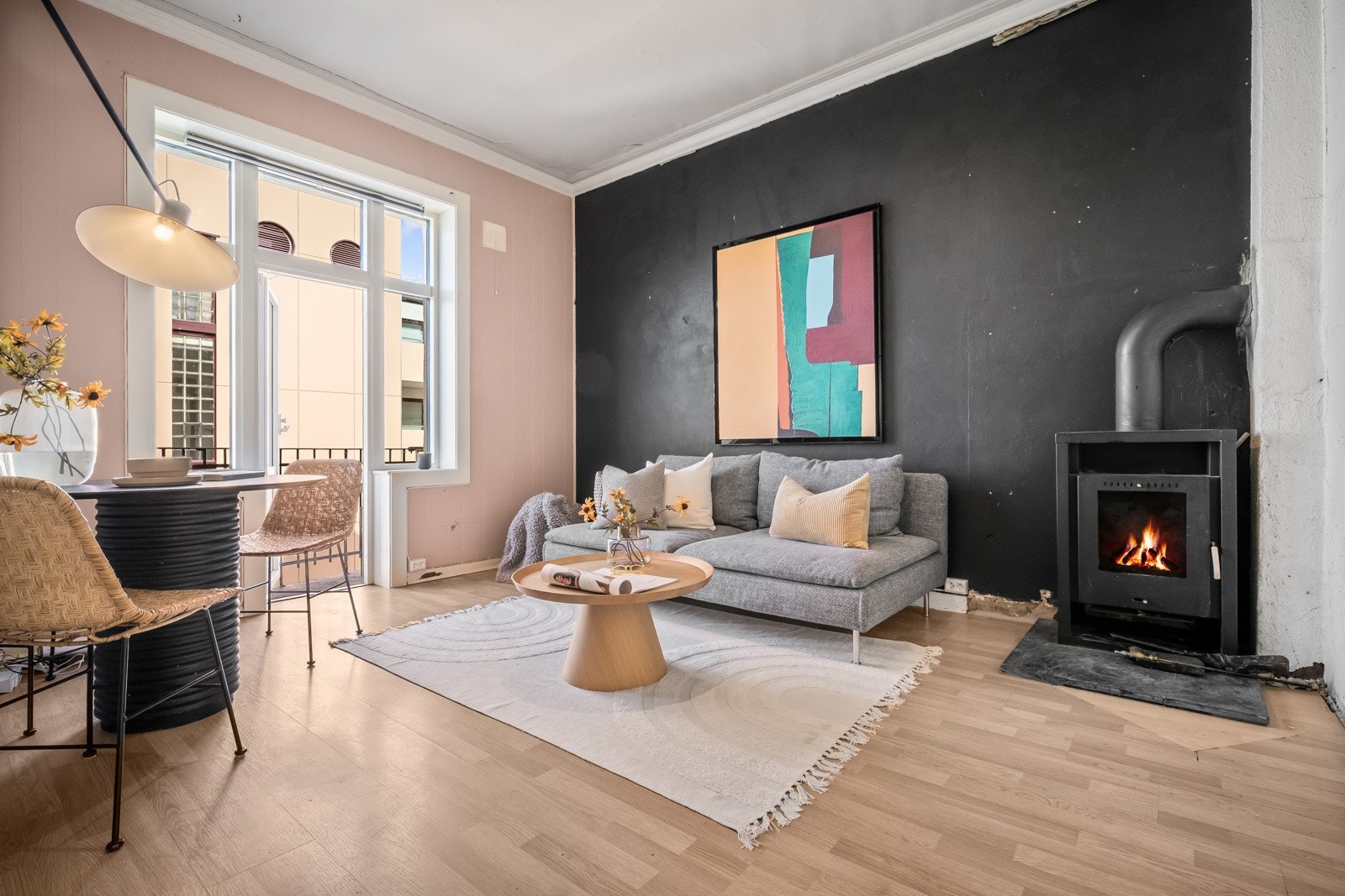 Stuen er av grei størrelse, og måler i overkant av 13 kvm. Galleribilde