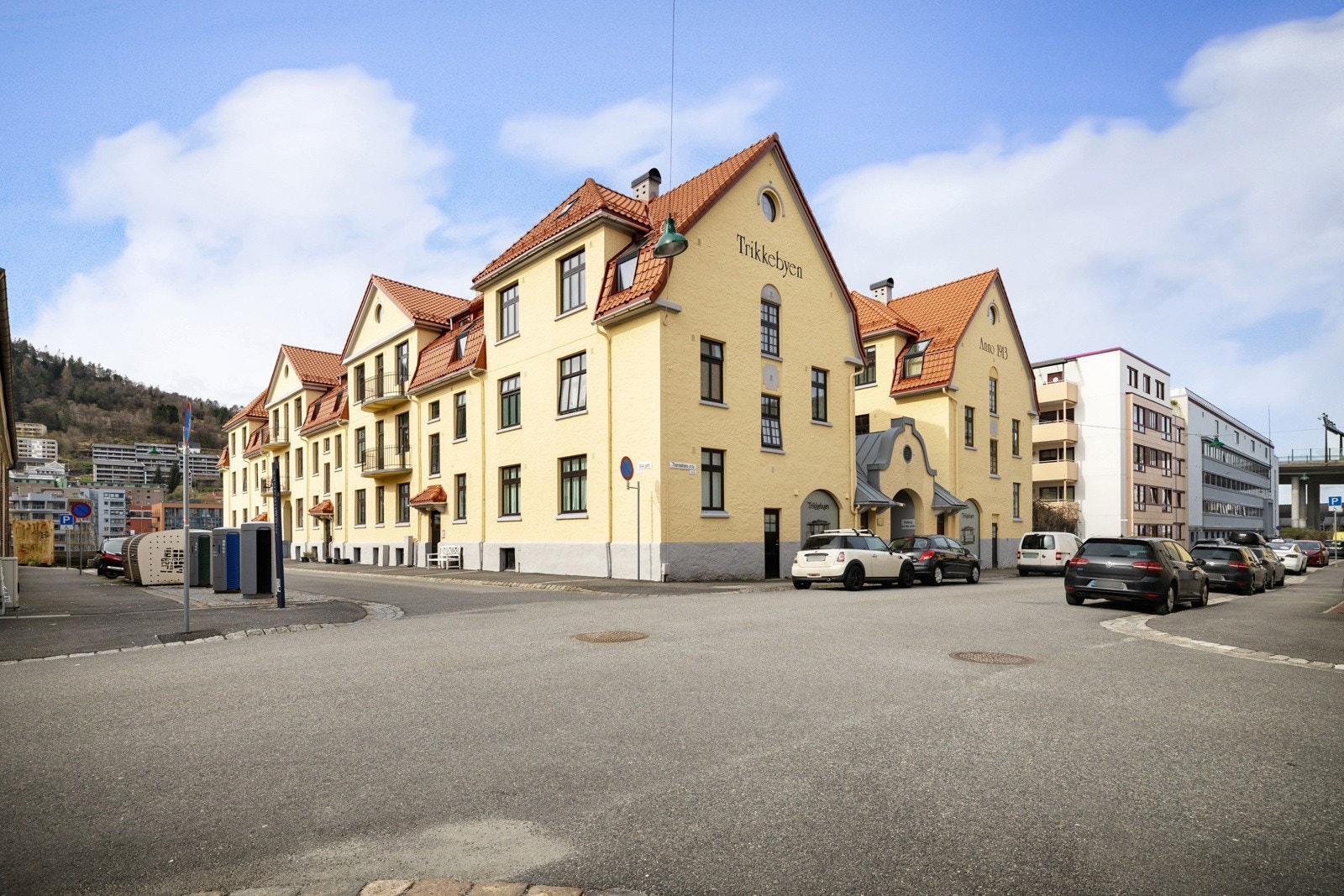 Trikkebyen ligger sentralt til på Møhlenpris, og er et godt sted å bosette seg for en enkel hverdag. Galleribilde