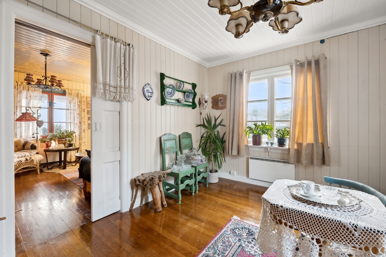 Sjarmerende spisestue/stue. Galleribilde