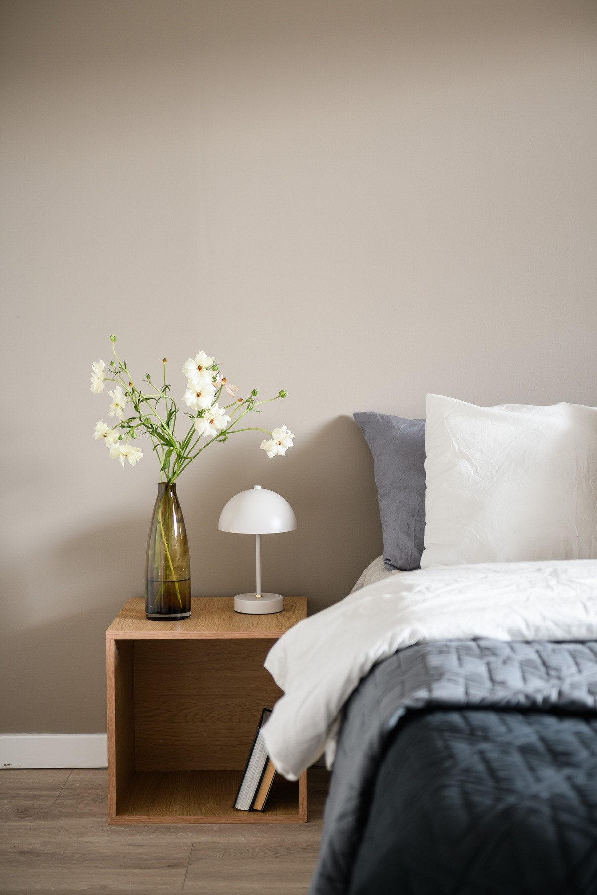 Stilrene fargetoner. Galleribilde