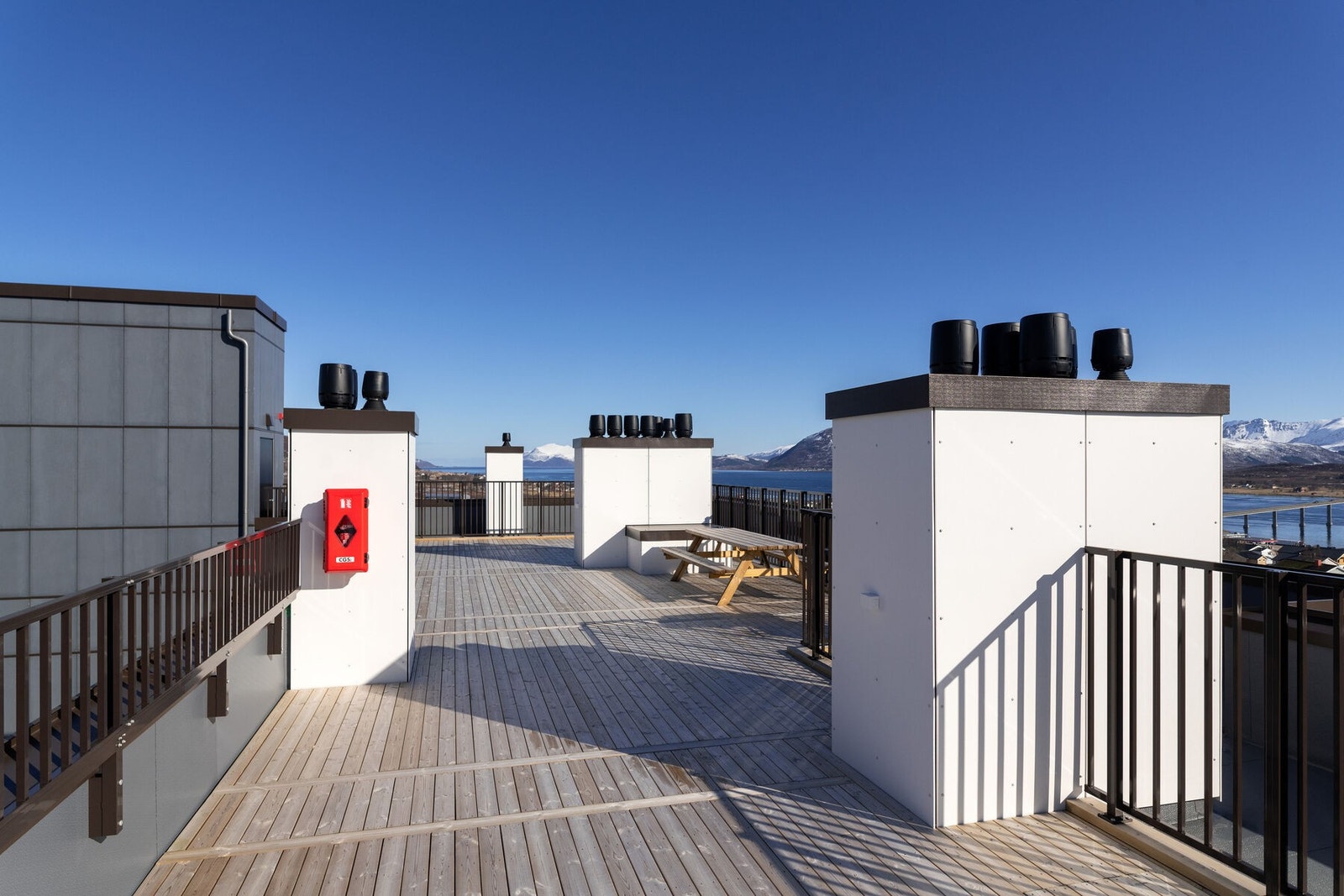 Felles takterrasse for beboerne i sameiet. Galleribilde