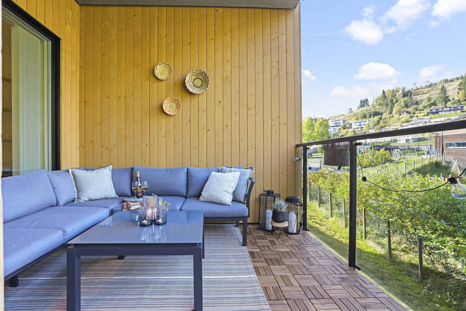- Vestvendt veranda på ca 14,6m² med ettermiddag- og kveldssol - Galleribilde