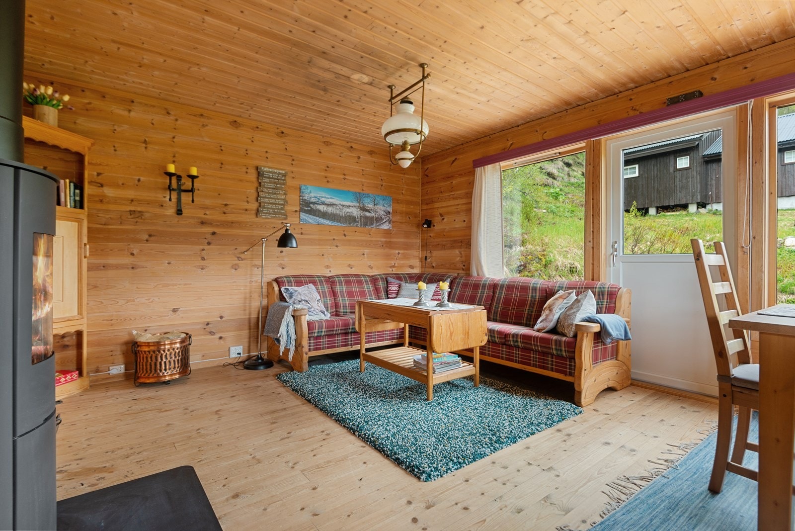 Innlagt strøm og kommunalt vann/avløp. Galleribilde