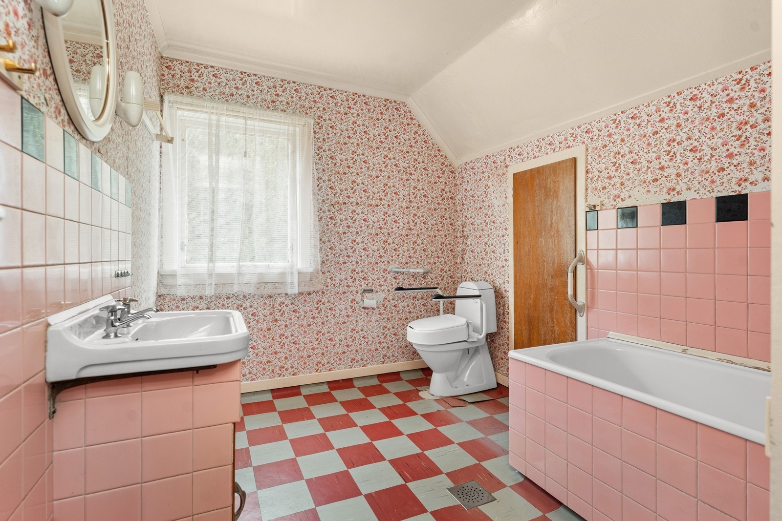 Originalt bad/ wc fra byggeår. Galleribilde