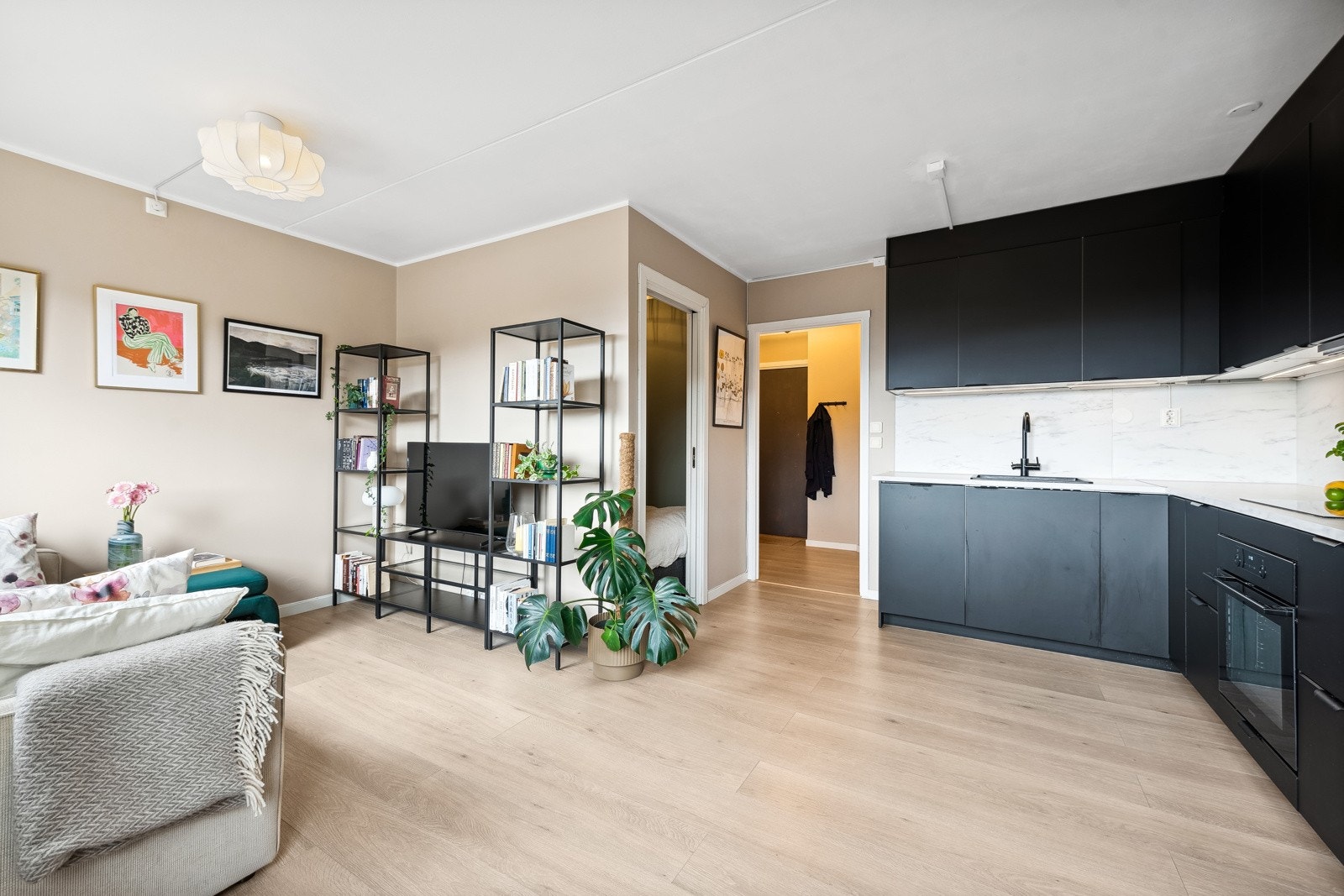 Sosial og luftig planløsning. Galleribilde