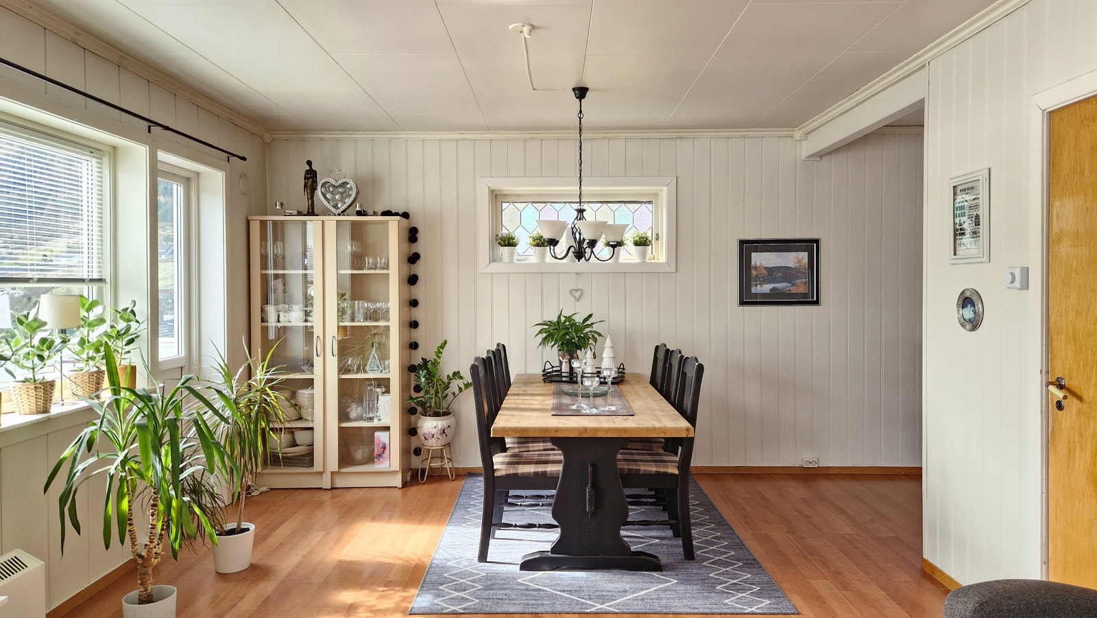 Hovedetasje stue/kjøkken Galleribilde