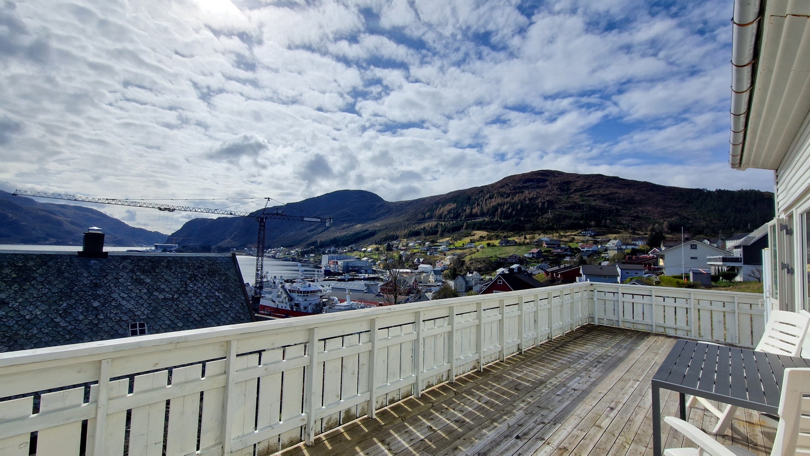 Fasade/uteområde/utsikt fra eiendommen Galleribilde