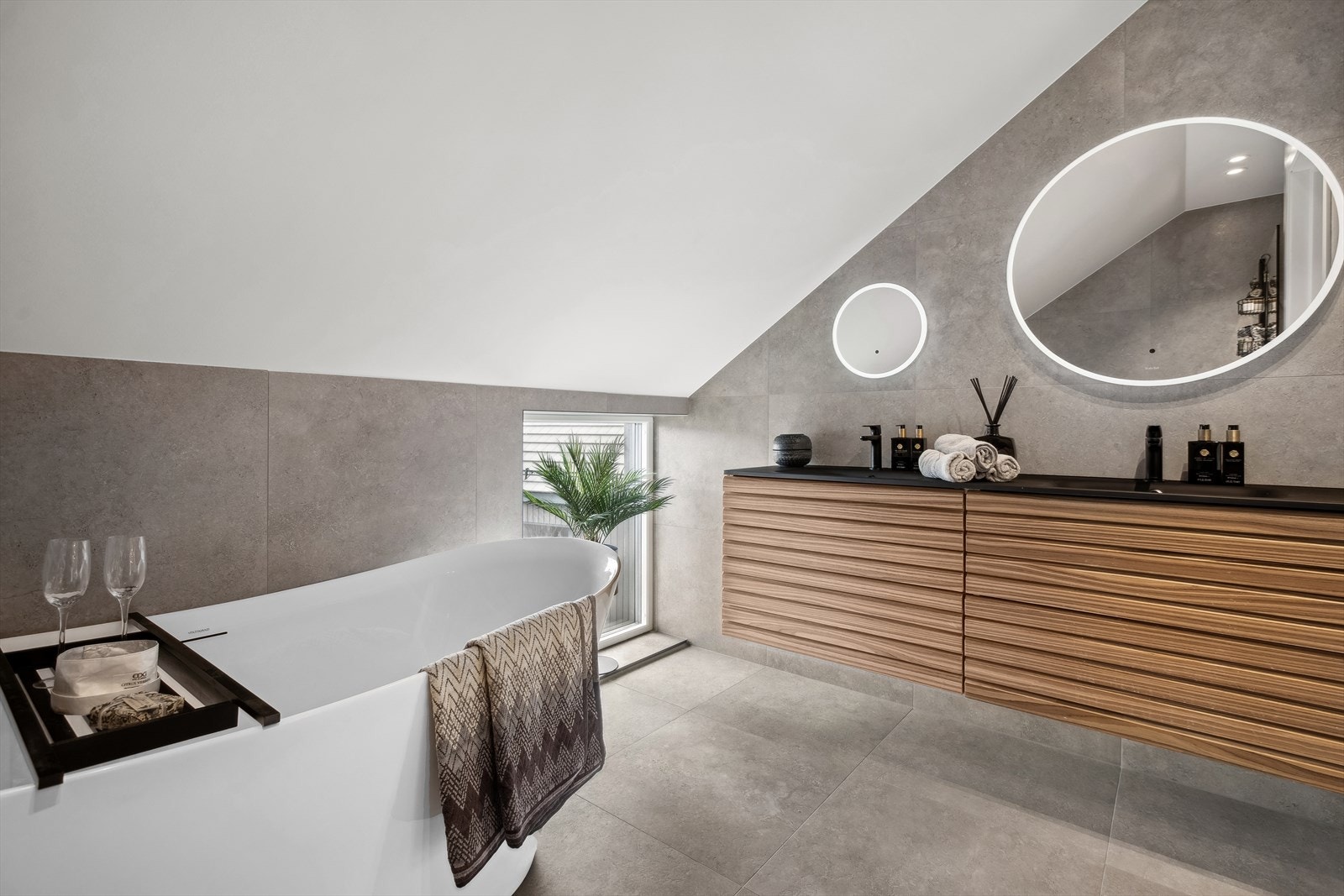 Eget bad til de 2 første soverommene. Galleribilde