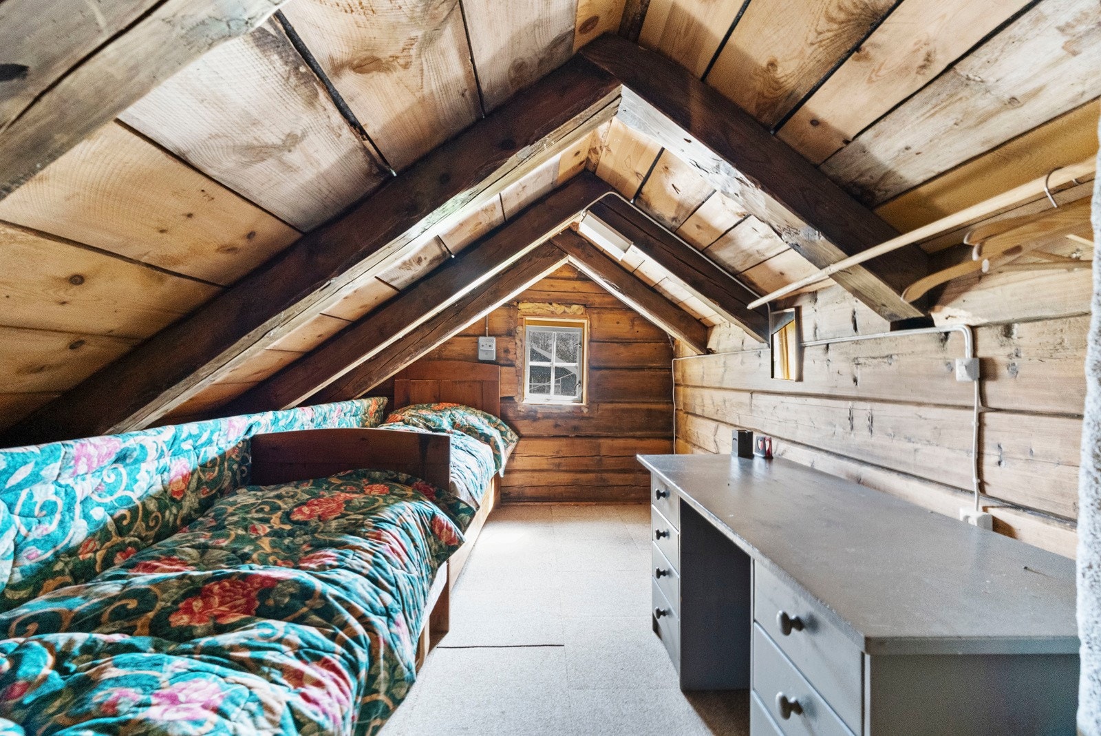 Hems over deler av gamlestova Galleribilde