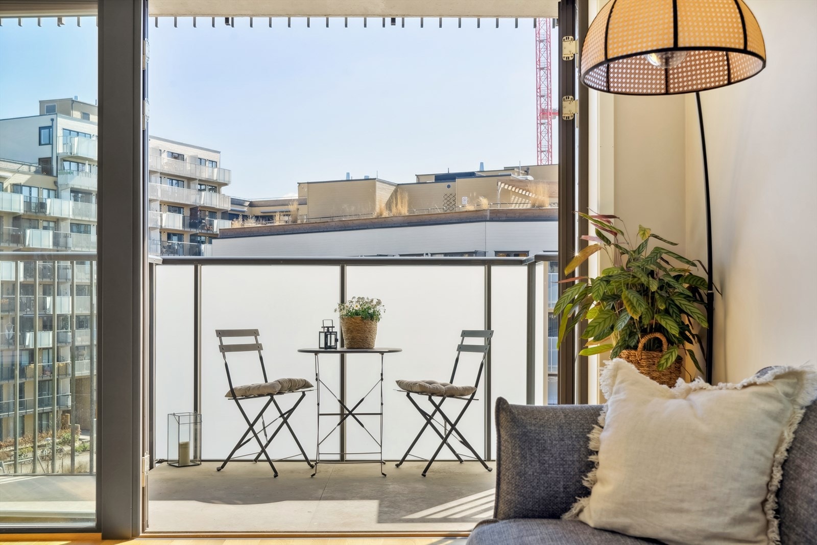 En flott 4-roms fra 2021 beliggende i blokkens 5. etasje med koselig balkong Galleribilde