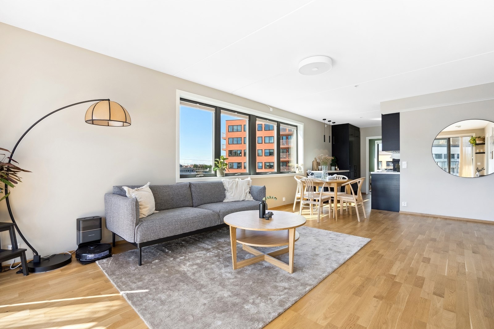 Klassisk og innbydende stueområde Galleribilde