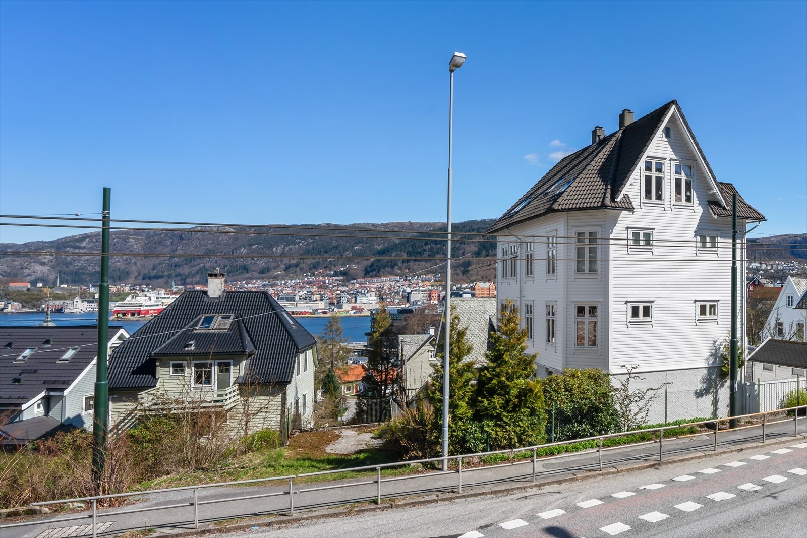 - 1 minutt gange til busstopp - Galleribilde