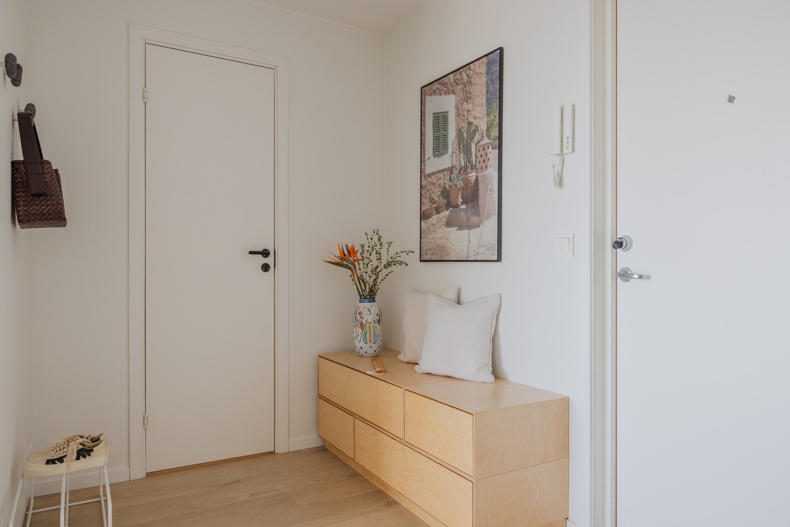 Stilren innredning. Galleribilde