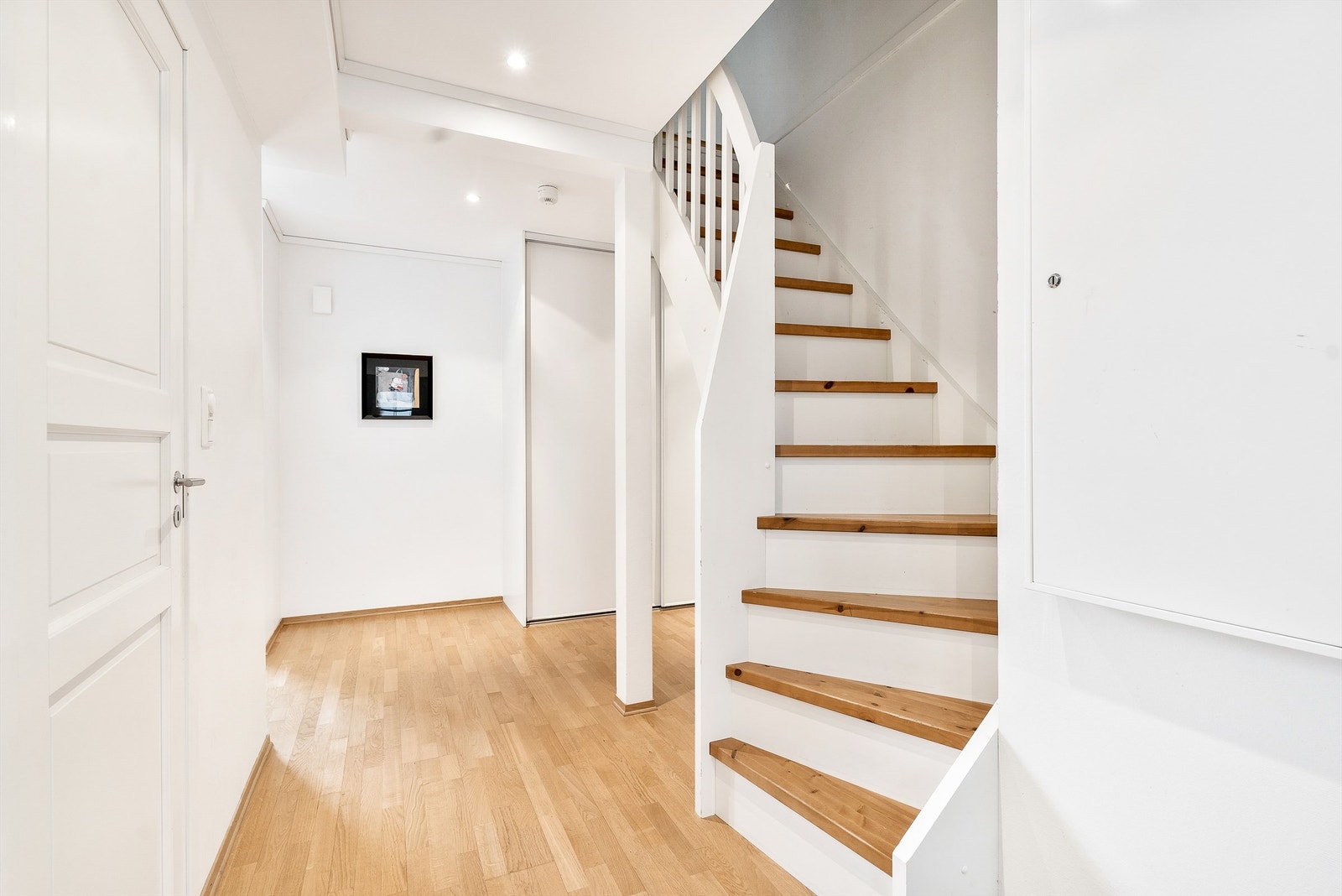 Gang og trapp Galleribilde