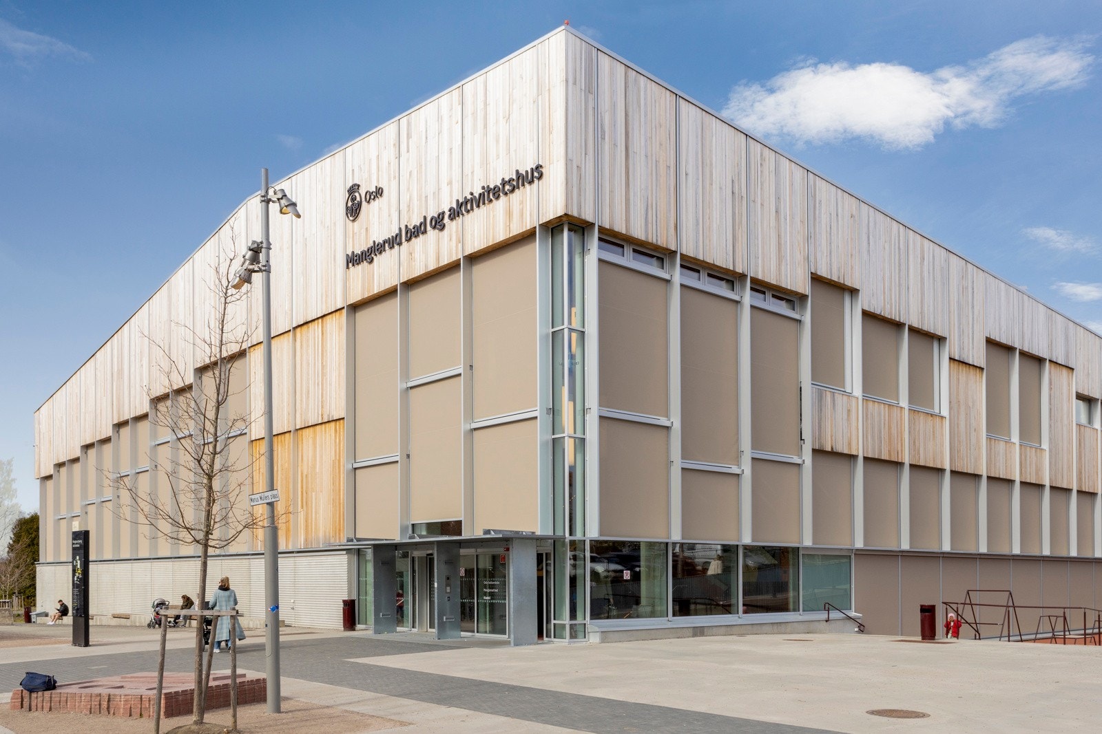 Manglerud bad og aktiviteshus. Galleribilde