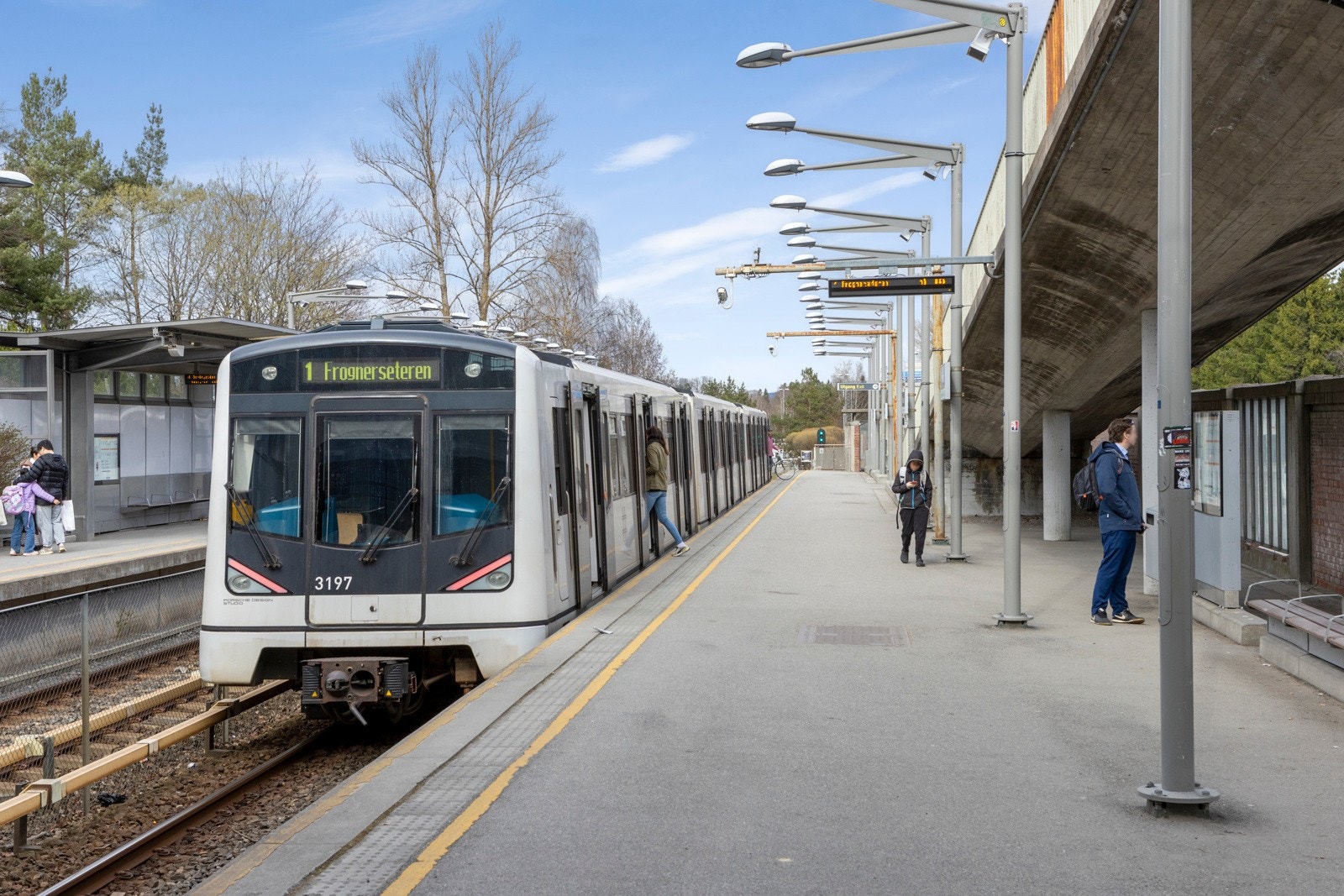 Kort vei til Manglerud t-bane. Galleribilde