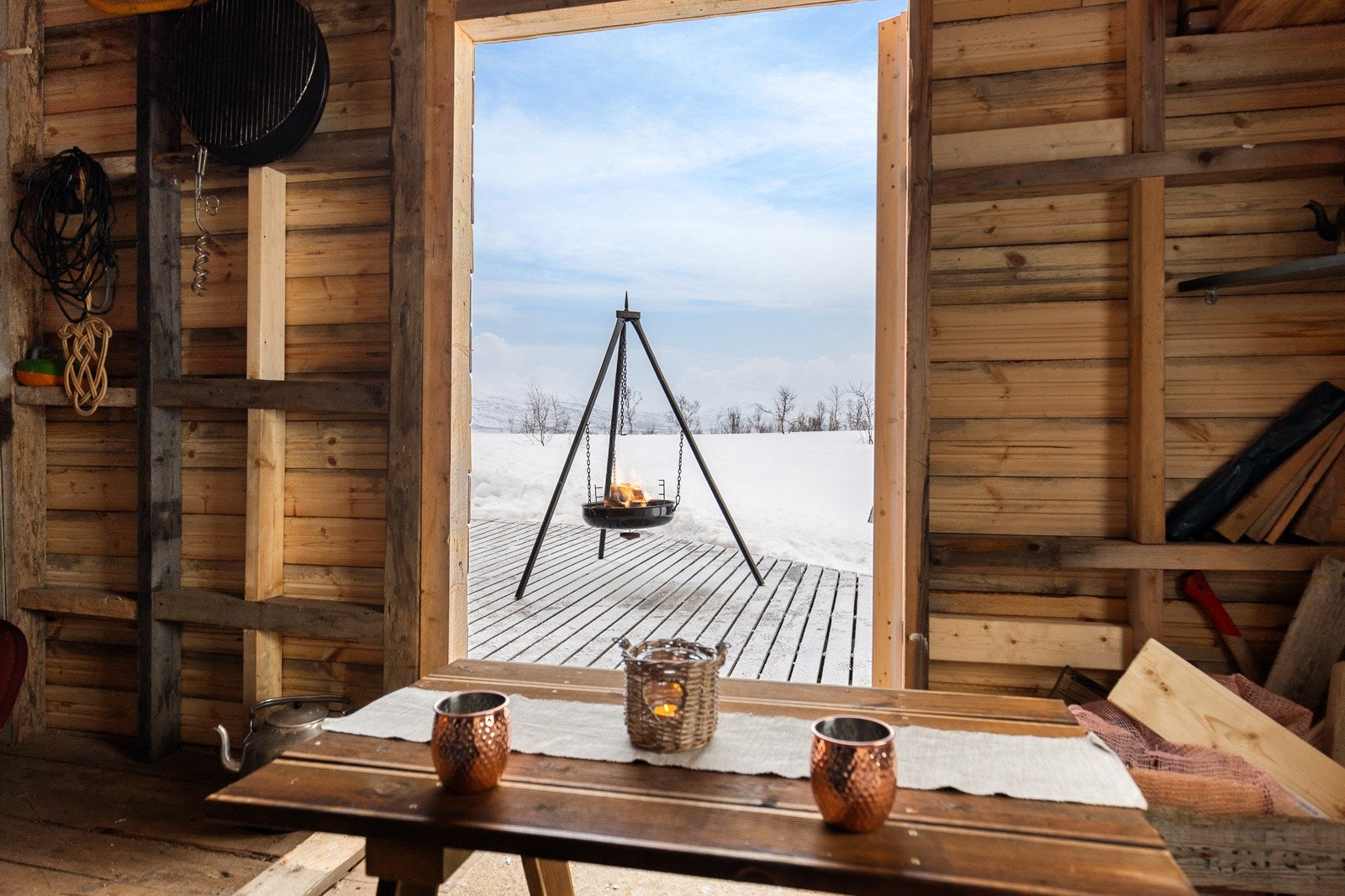 Hytten ligger fint til slik at du har fantastsike solforhold hele dagen Galleribilde