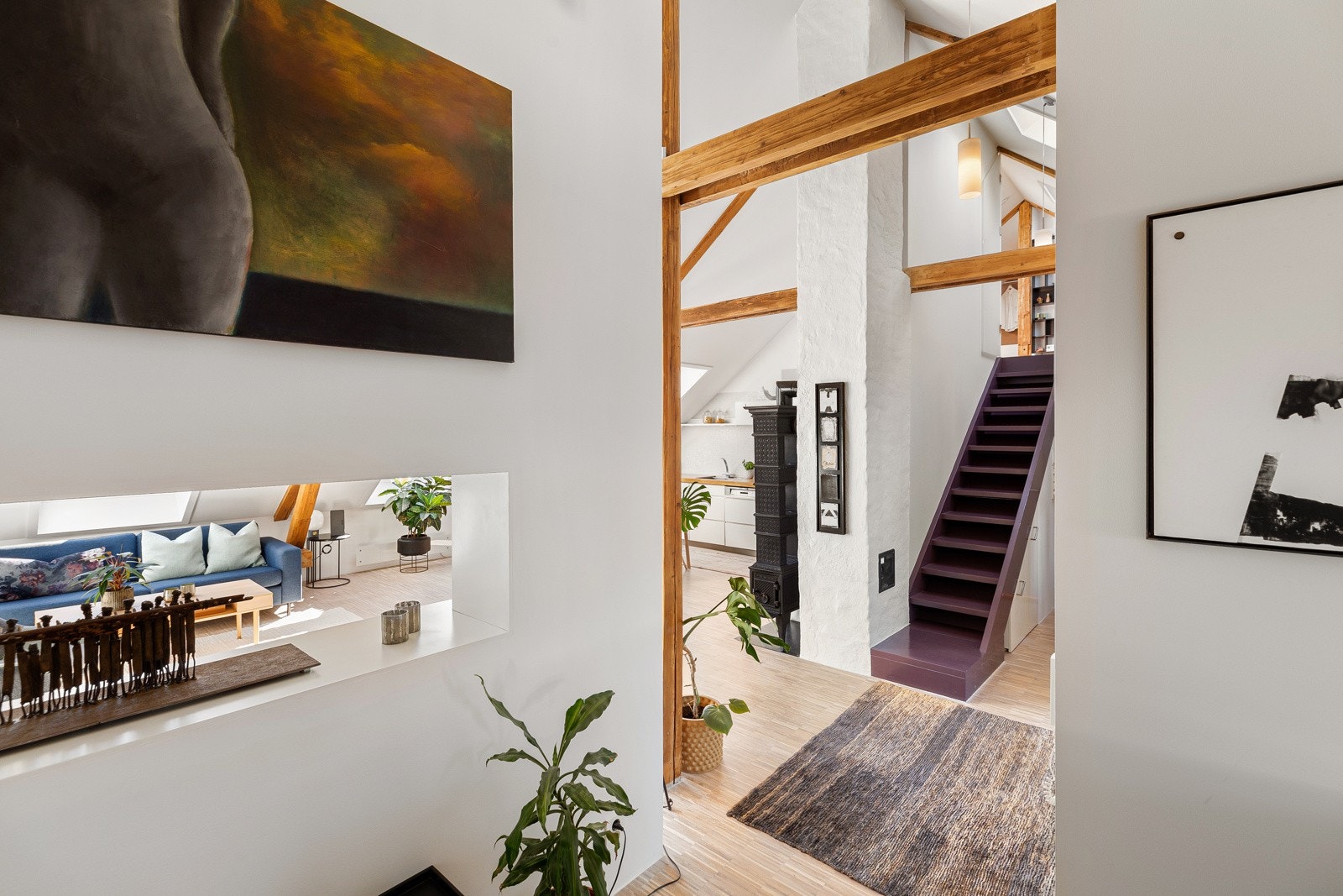 Trappeløp opp til hems Galleribilde