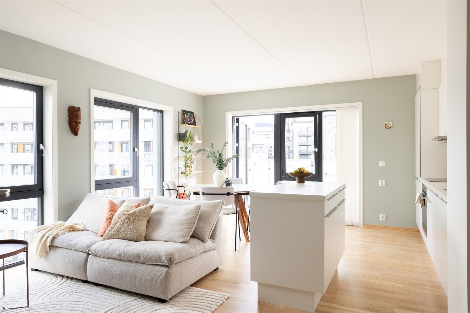 Amalie Marthinsen v/Nordvik Nydalen har gleden av å presentere Fernanda Nissens gate 3F! Galleribilde