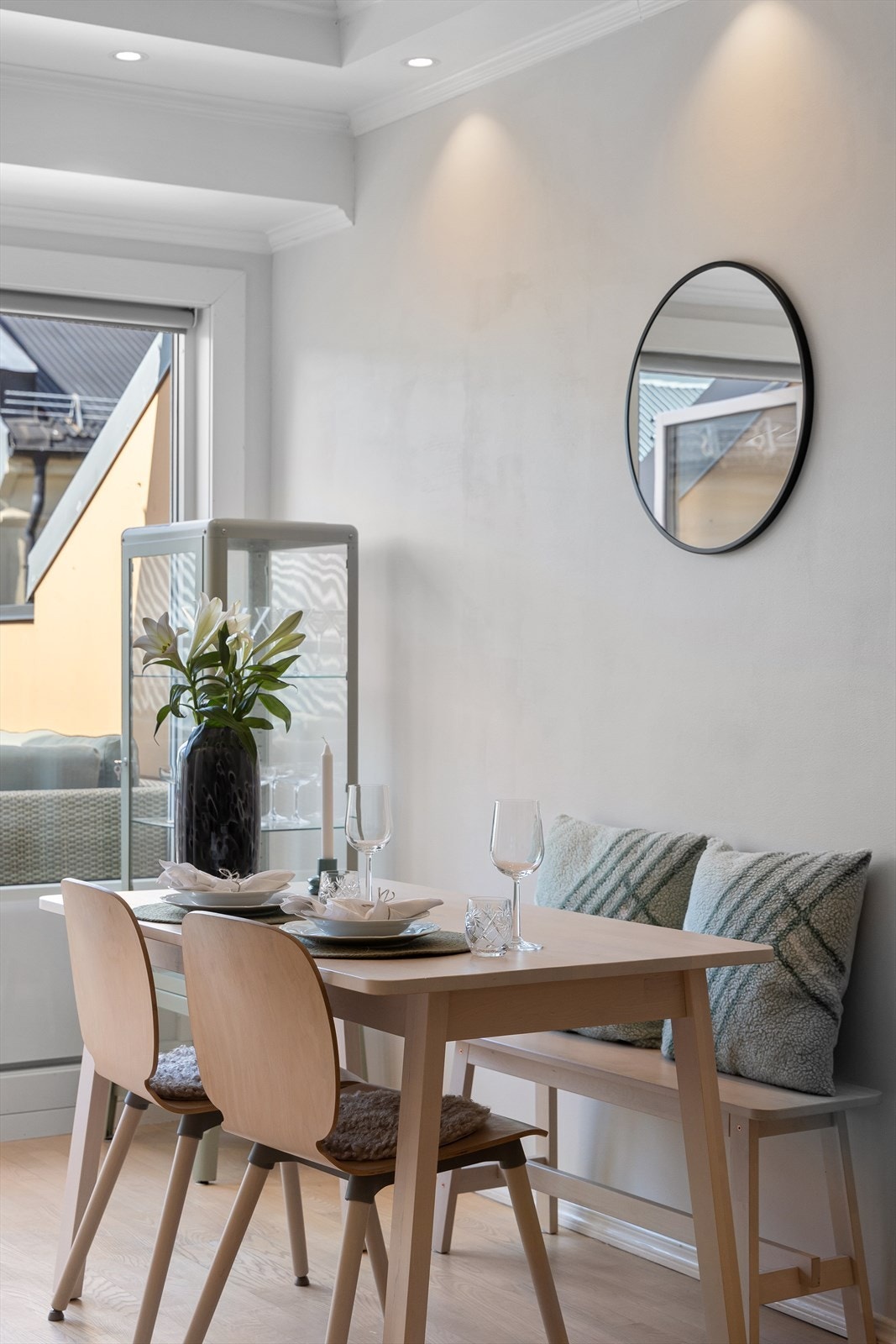 Hit kan du fint invitere over både venner og familie på et bedre måltid. Galleribilde