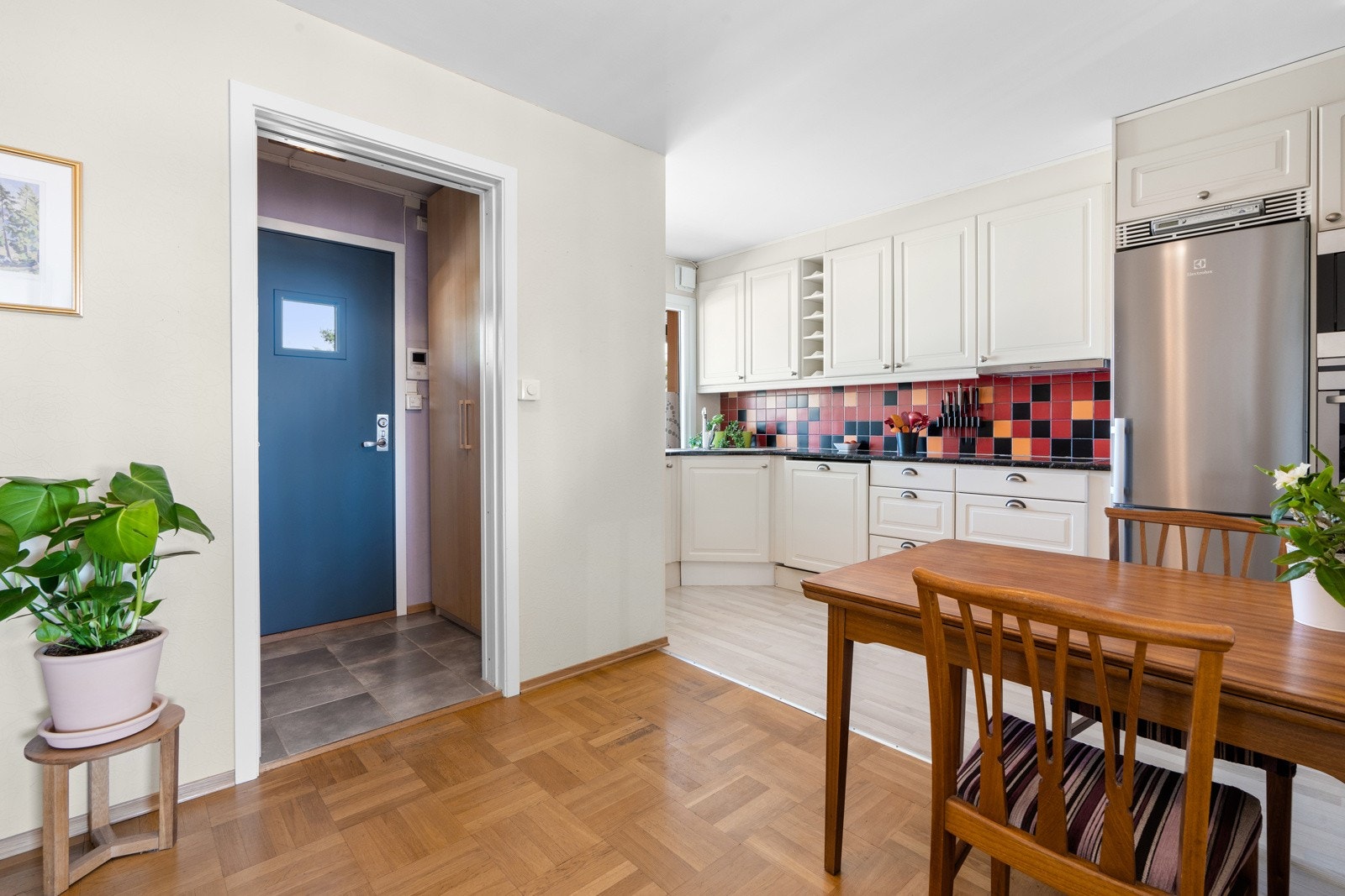 Vi går ned igjen. Galleribilde