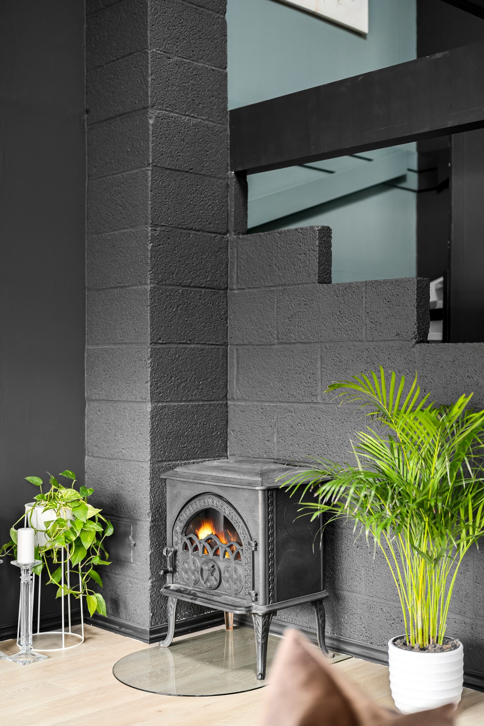 Peisen er en god detalj som varmer godt. Galleribilde