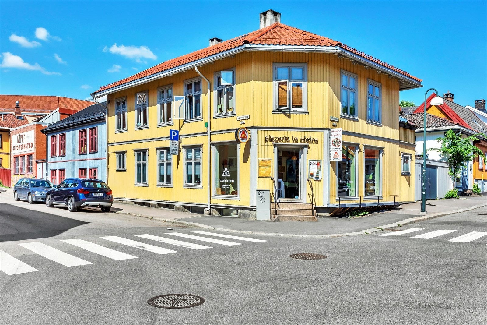 En spasertur unna finner du Pizzeria La Pietra - Vålerengas beste Pizza. Galleribilde