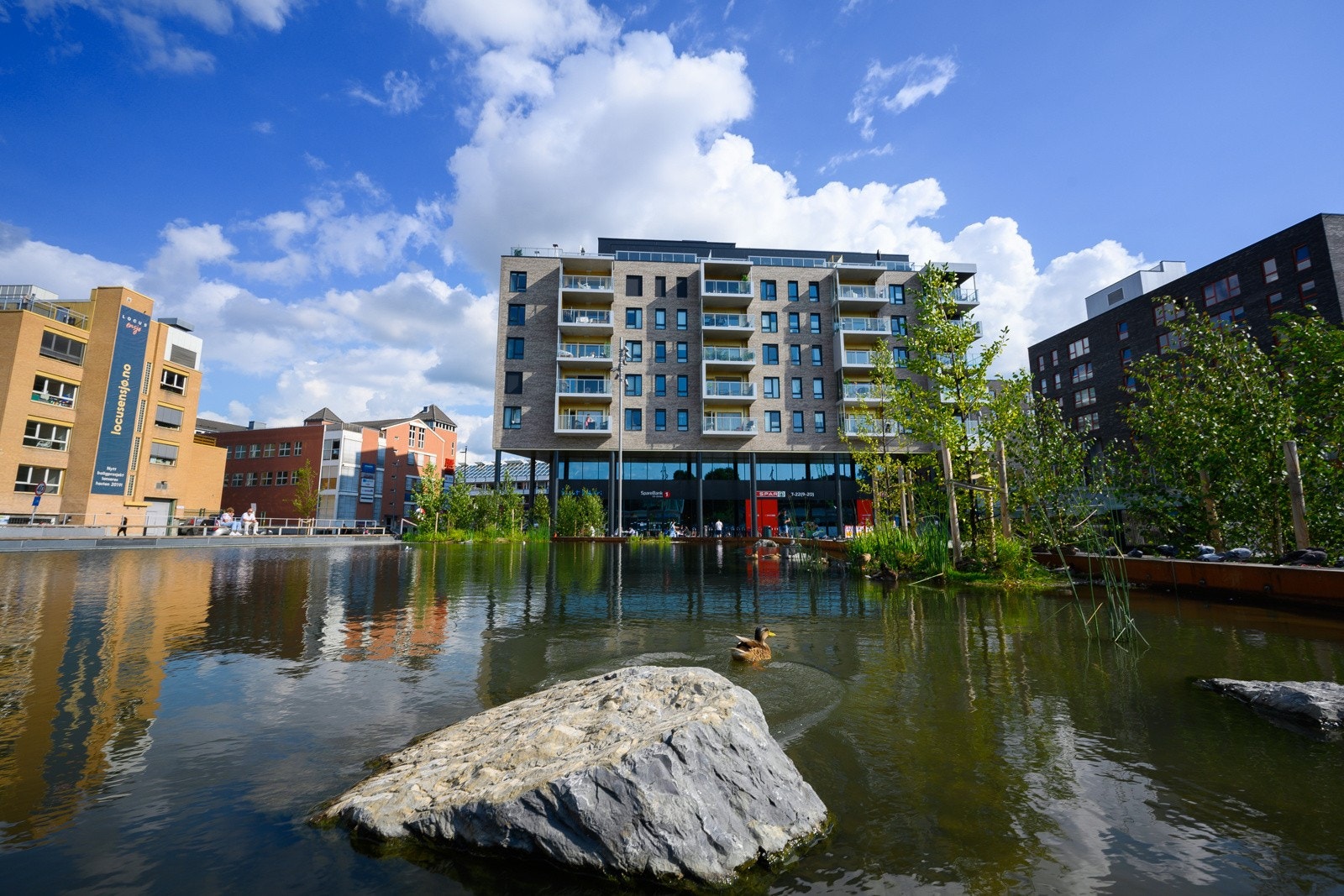 Visste du forresten at i det du går ut av døren til du er på Oslo S med t-banen, så tar det ca. 20 min? Helt perfekt for deg som f.eks pendler til og fra jobb/studier! Galleribilde