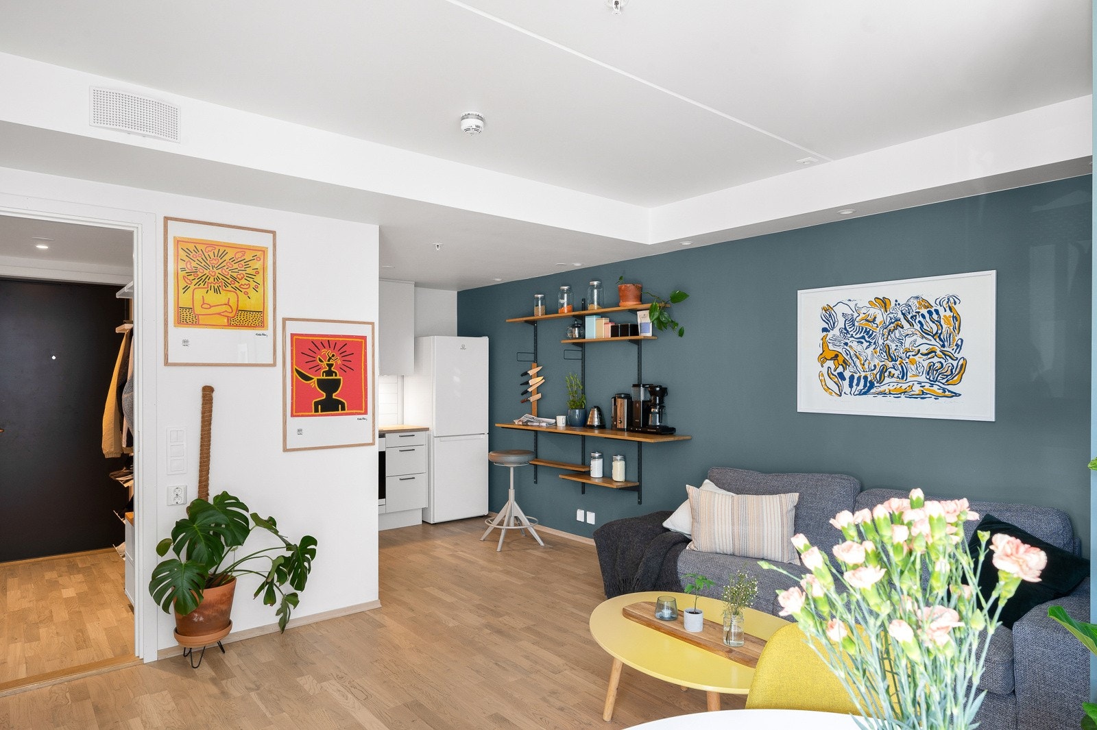 Vel inne i leiligheten! Stor (les superstor) kjellerbod på hele 8 kvm får du også med på handelen! Galleribilde