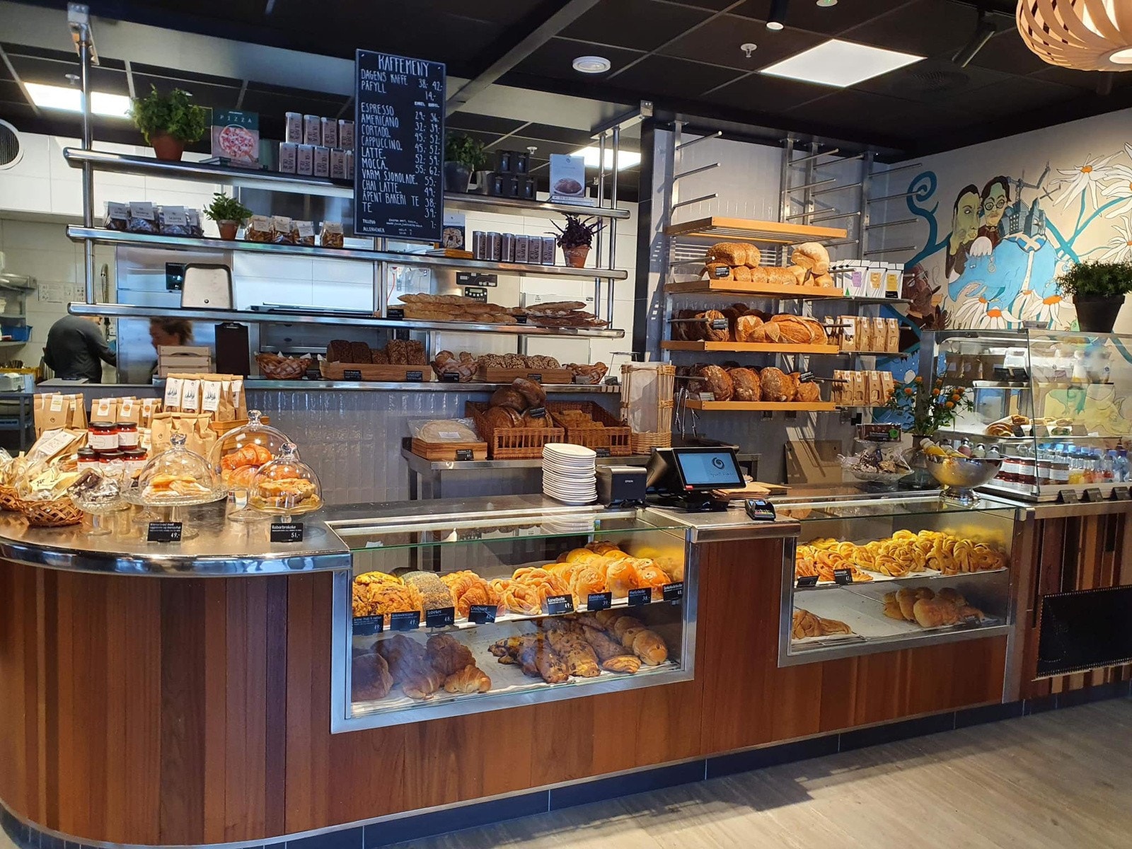 Ta med deg en matbit på vei til jobb eller skole! Det siser at Åpent Bakeri i Kværnerbyen er en av byens beste! Galleribilde