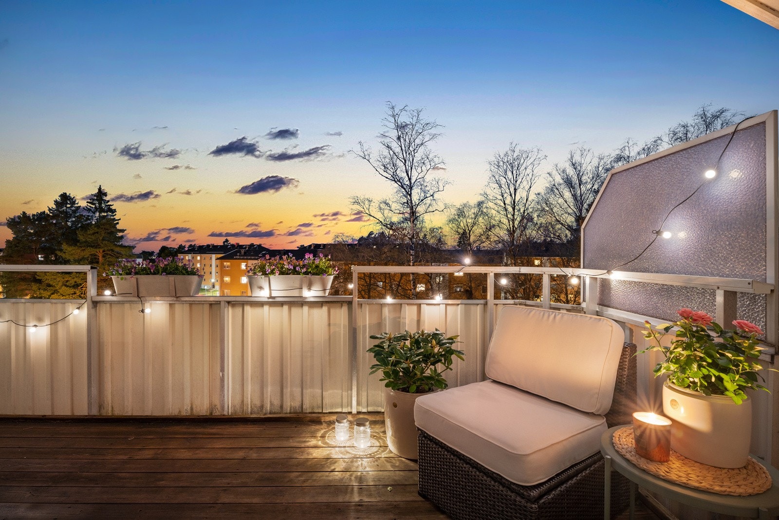 Her bor man skjermet til uten innsyn og solforholdene er svært gode Galleribilde